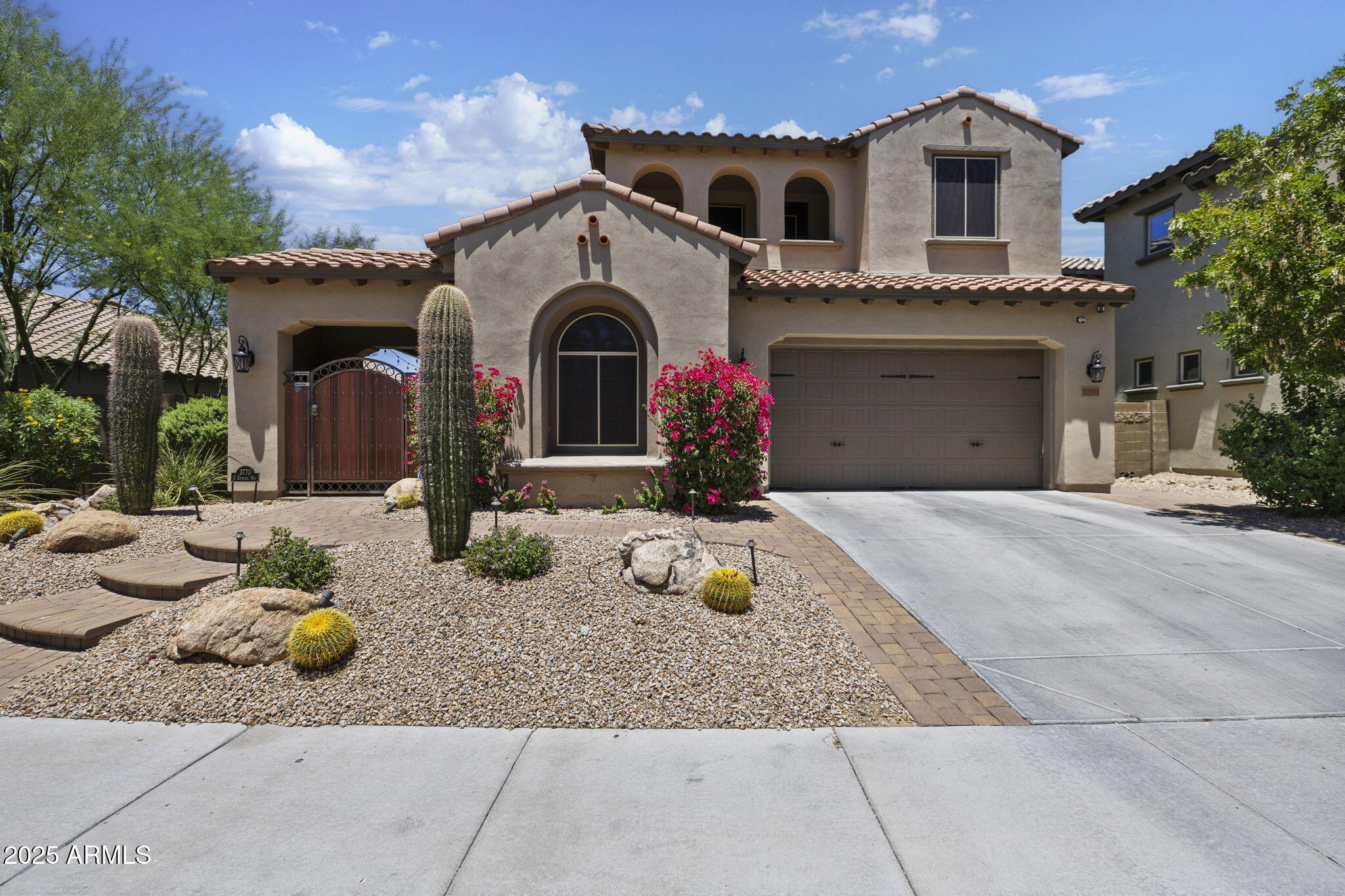 3770 E RINGTAIL Way