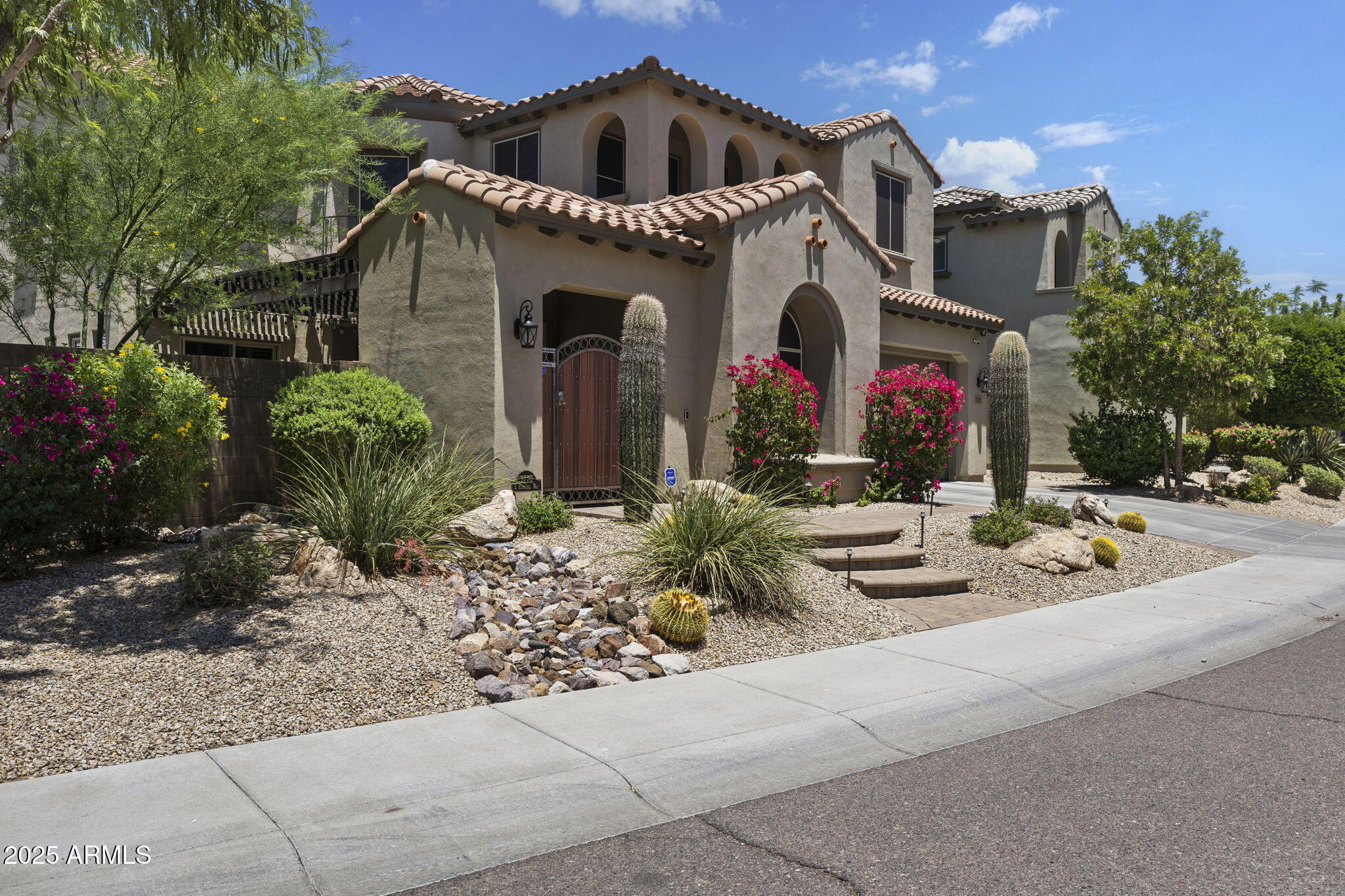 3770 E RINGTAIL Way
