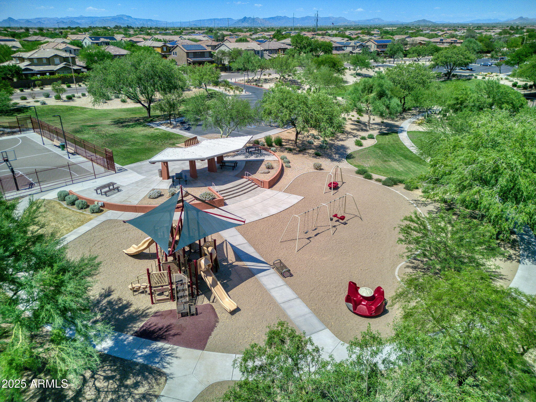 3770 E RINGTAIL Way