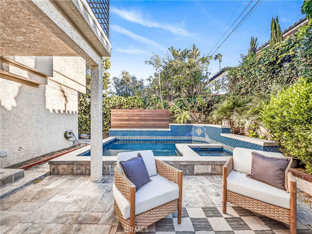 7313 S Earldom Avenue