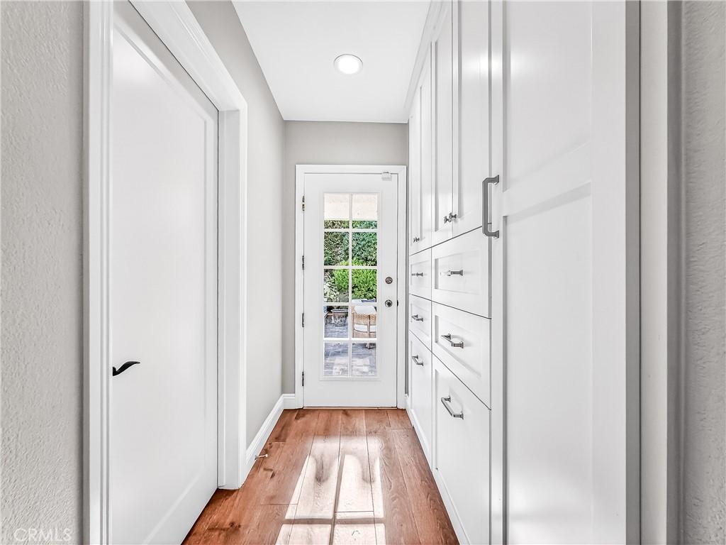 7313 S Earldom Avenue