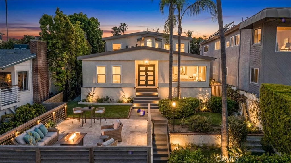 7313 S Earldom Avenue