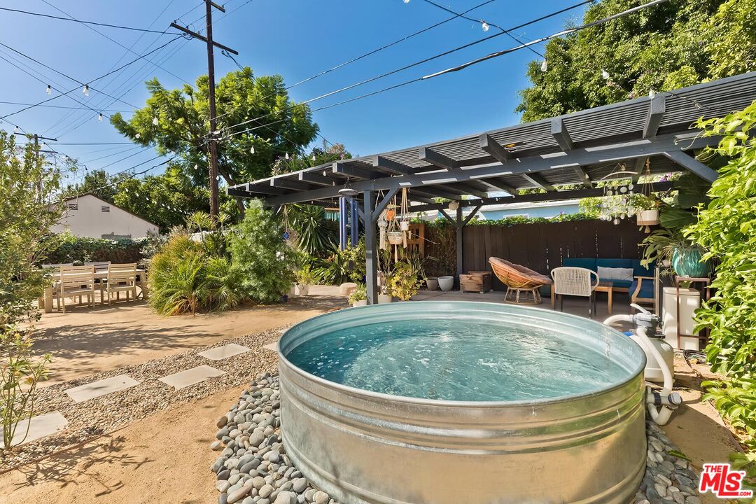 5711 Vista Del Monte Ave