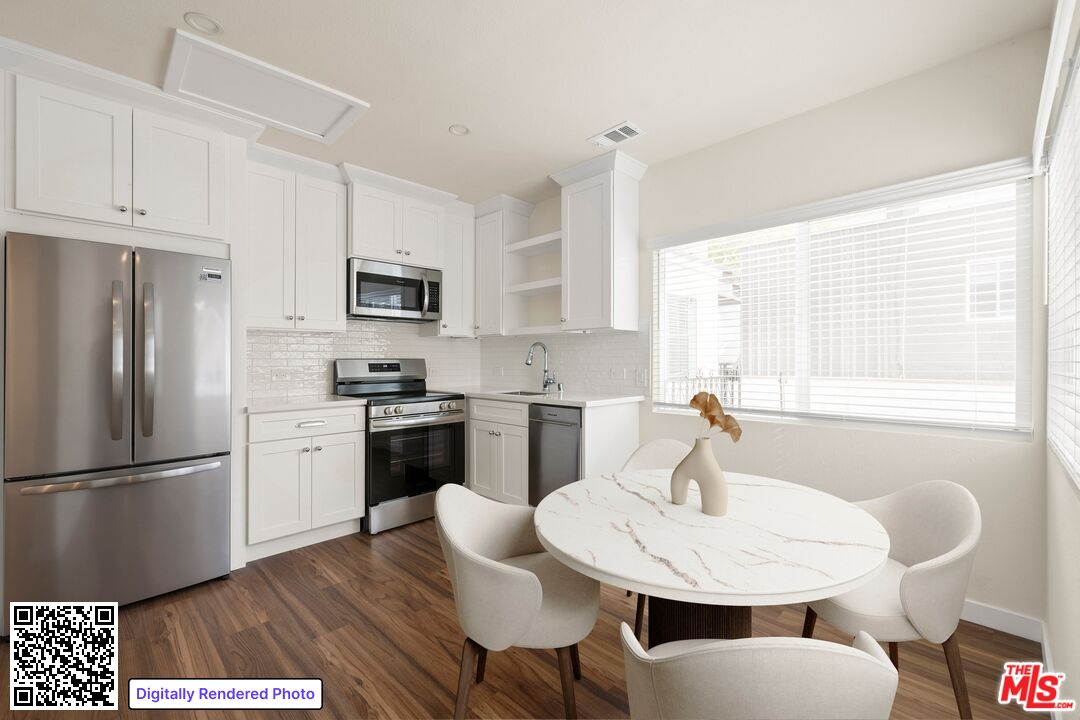 1511 Selby Ave Unit: 1511 1/2