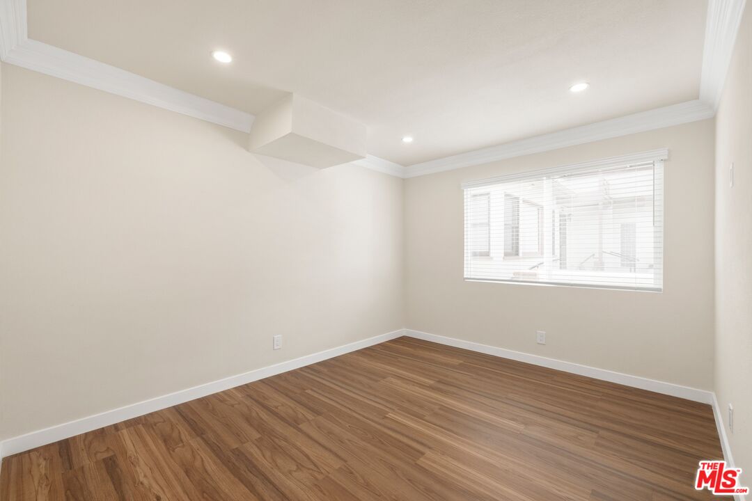 1511 Selby Ave Unit: 1511 1/2