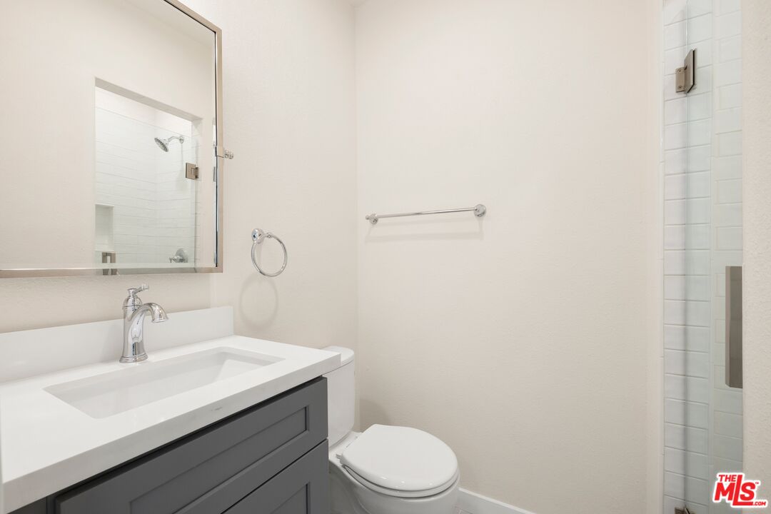 1511 Selby Ave Unit: 1511 1/2