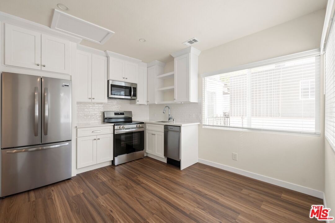 1511 Selby Ave Unit: 1511 1/2