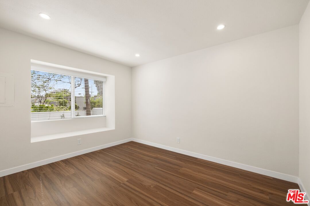 1511 Selby Ave Unit: 1511 1/2