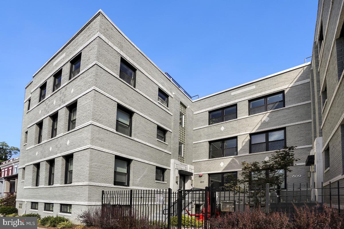 811 OTIS PLACE NW Unit: 205