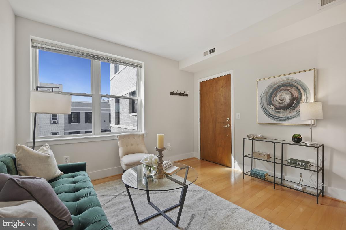 811 OTIS PLACE NW Unit: 205