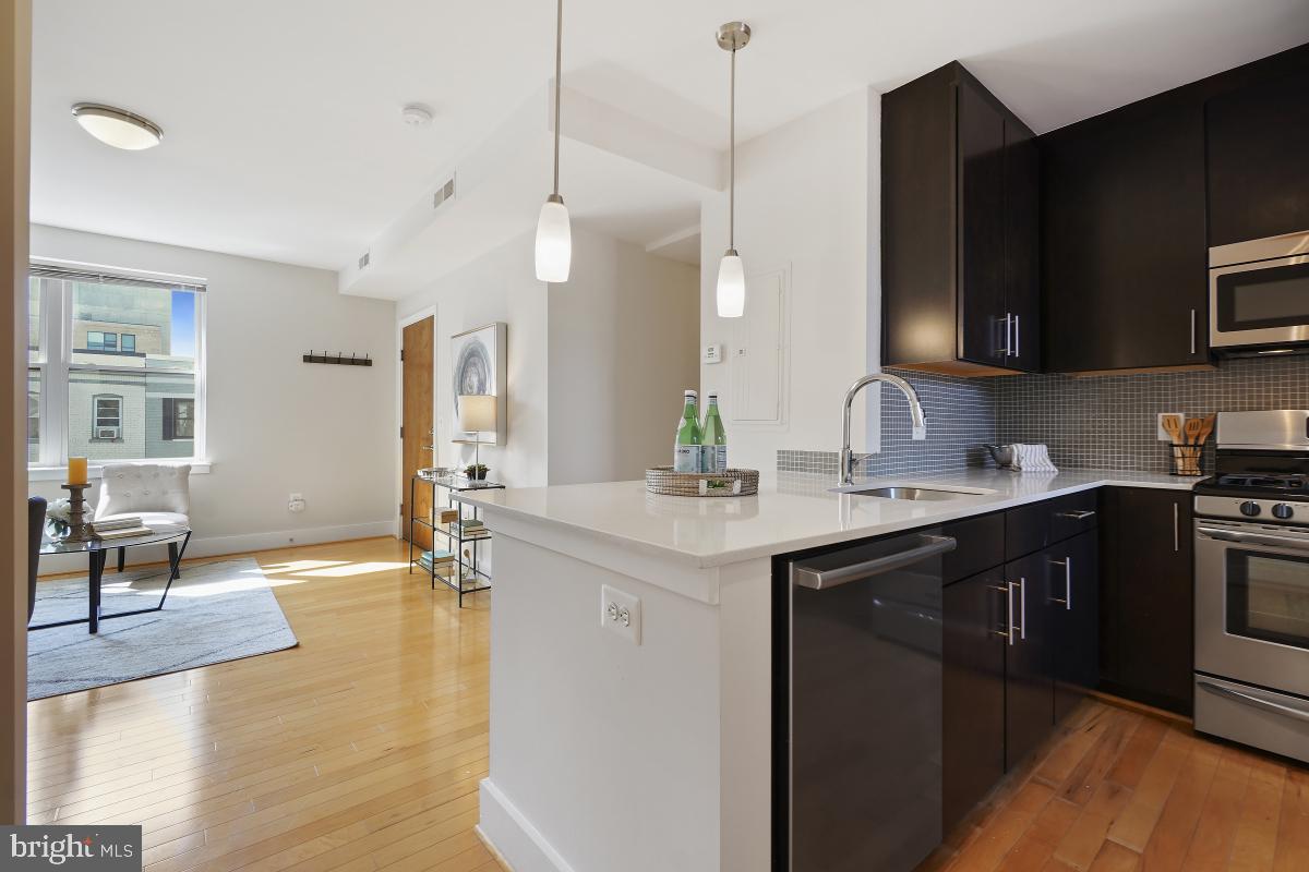 811 OTIS PLACE NW Unit: 205