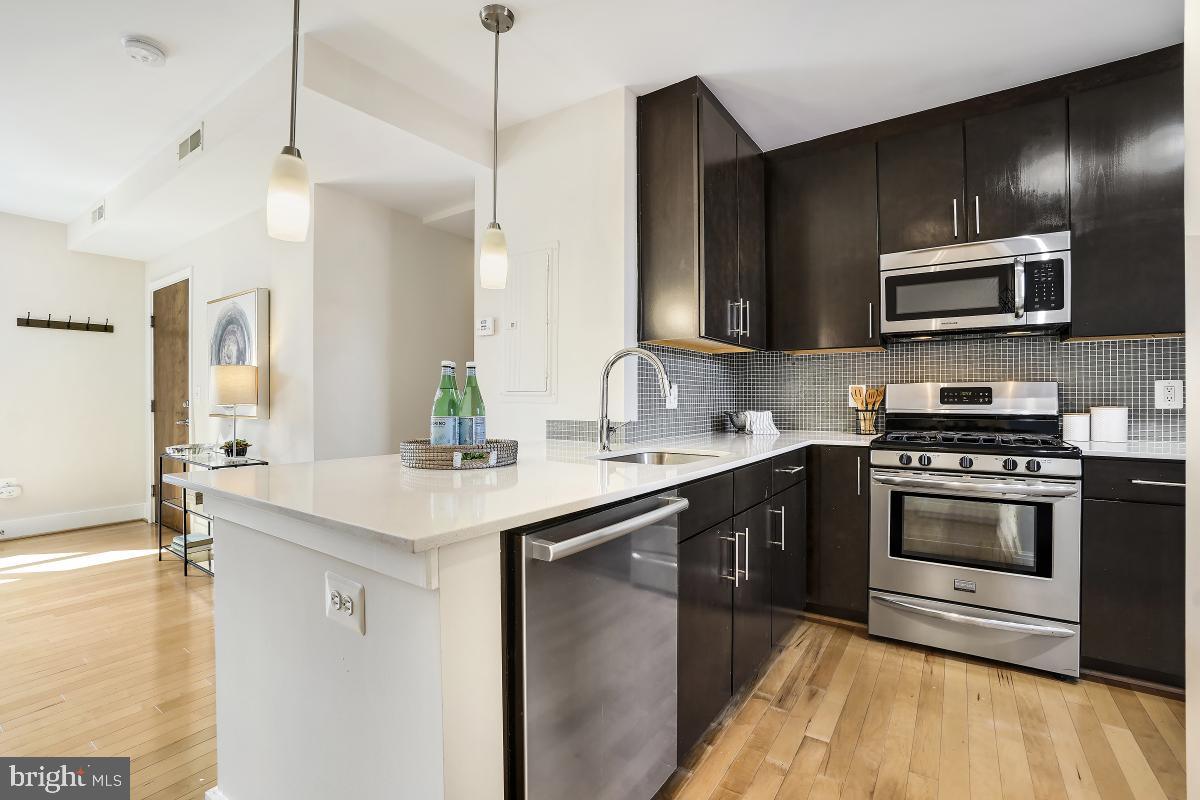 811 OTIS PLACE NW Unit: 205