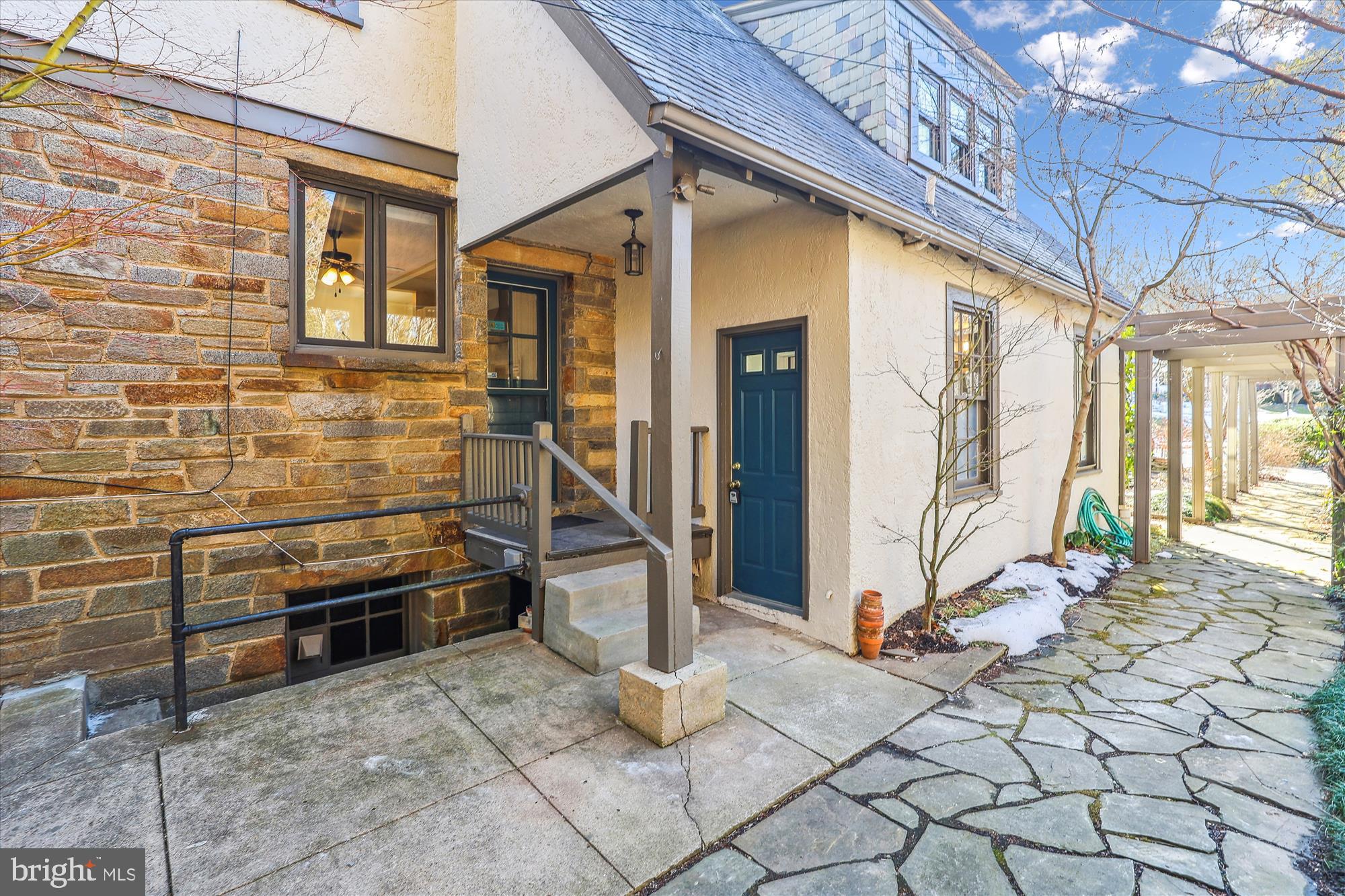 7520 Morningside Dr NW