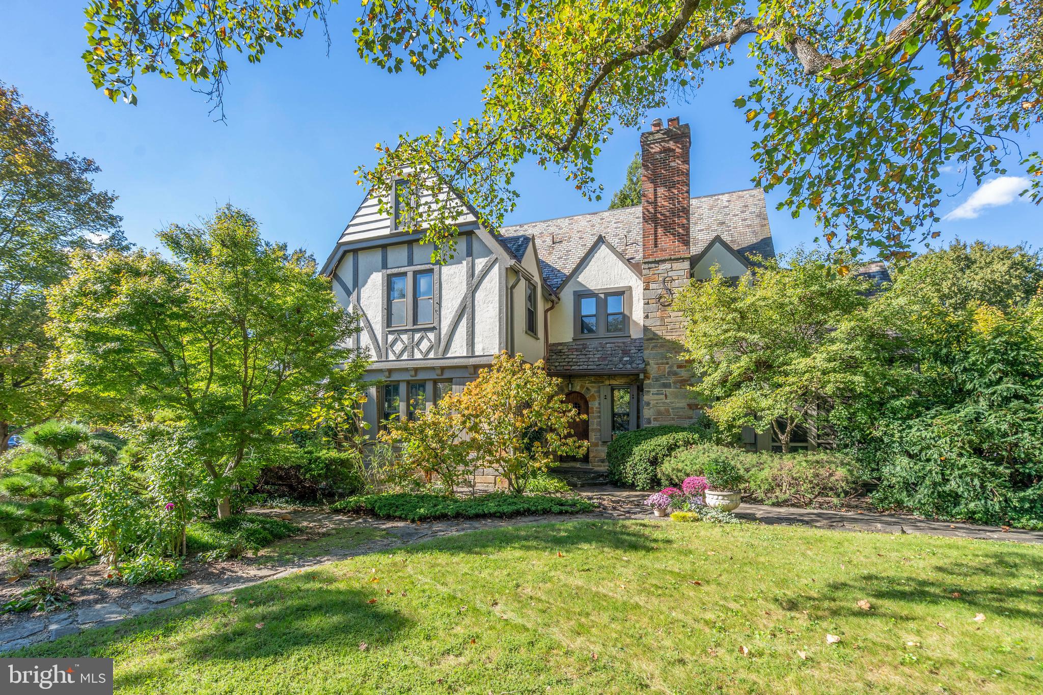 7520 Morningside Dr NW