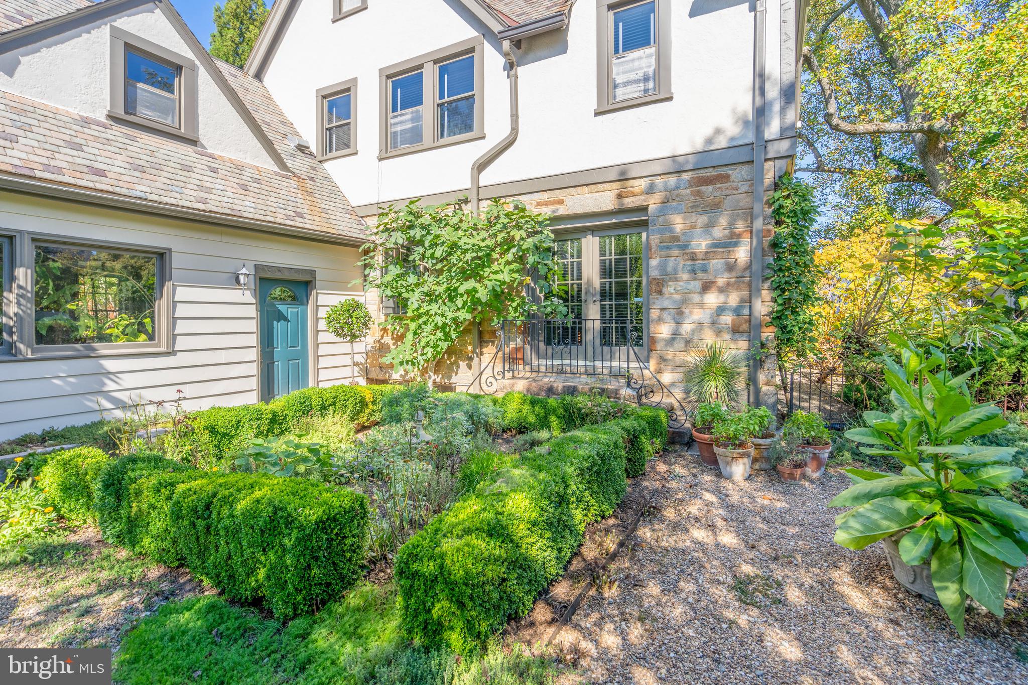 7520 Morningside Dr NW