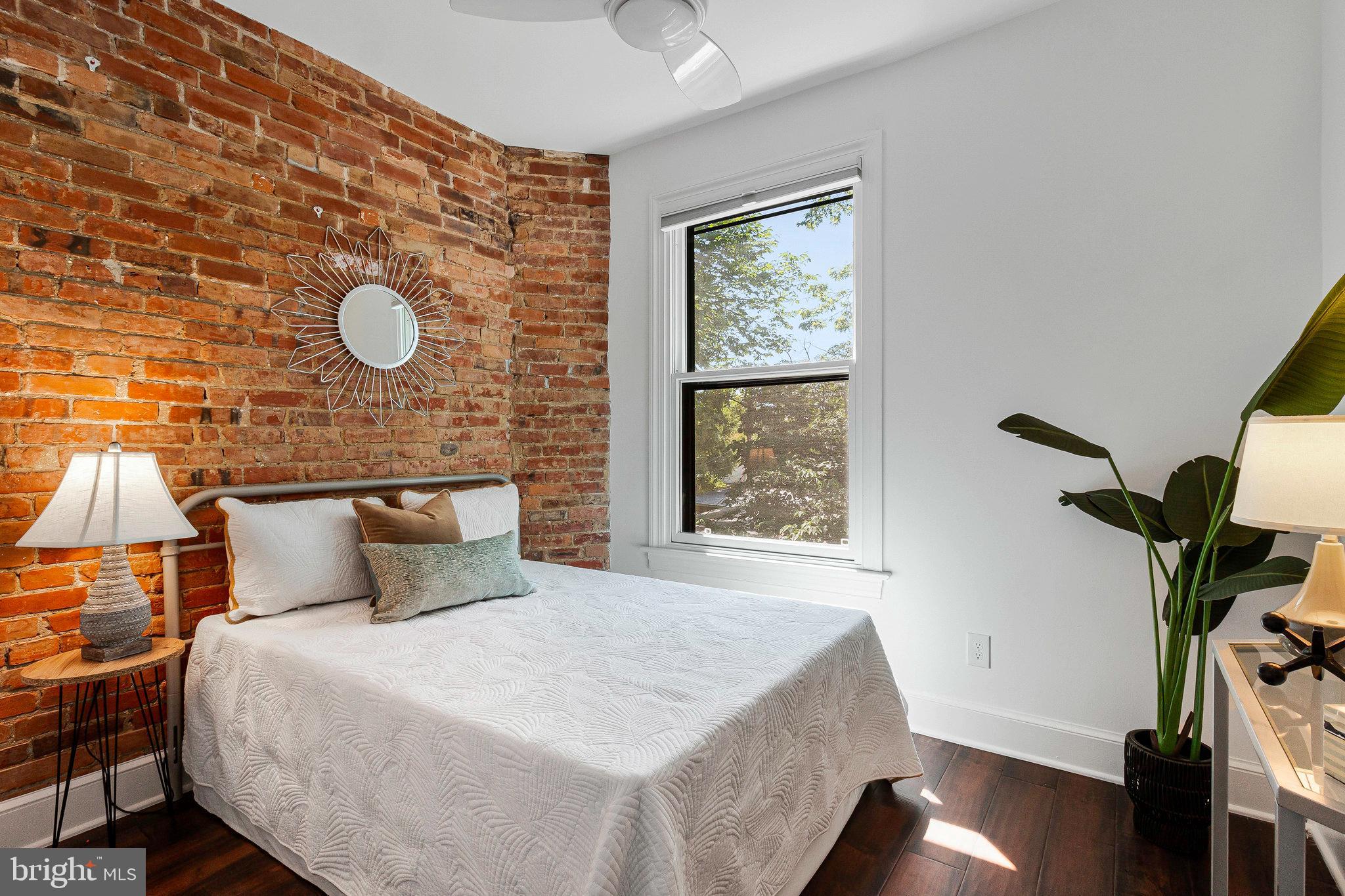 1315 South Carolina Ave SE