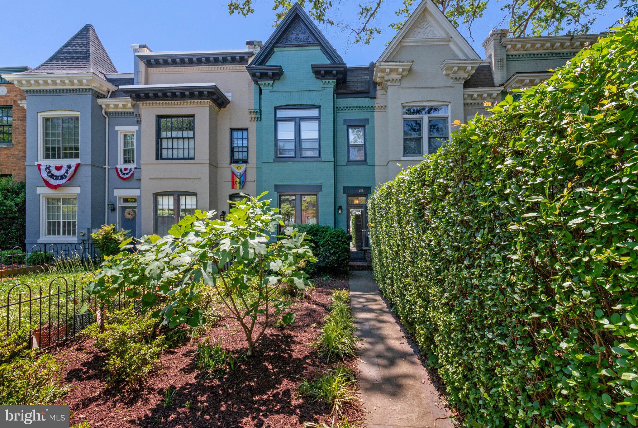 1315 South Carolina Ave SE