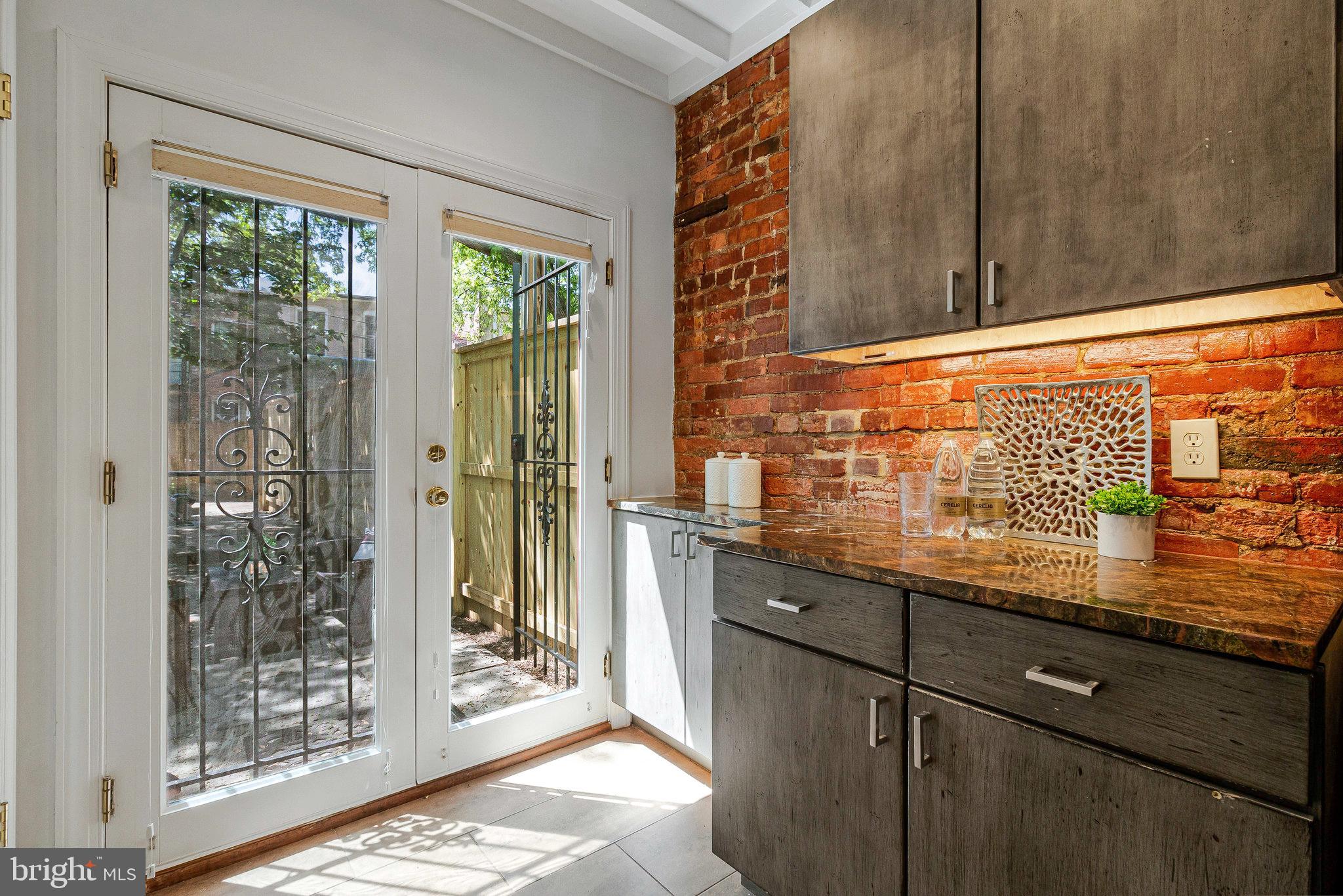 1315 South Carolina Ave SE