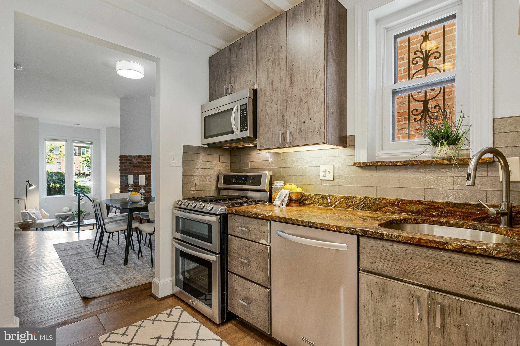 1315 South Carolina Ave SE