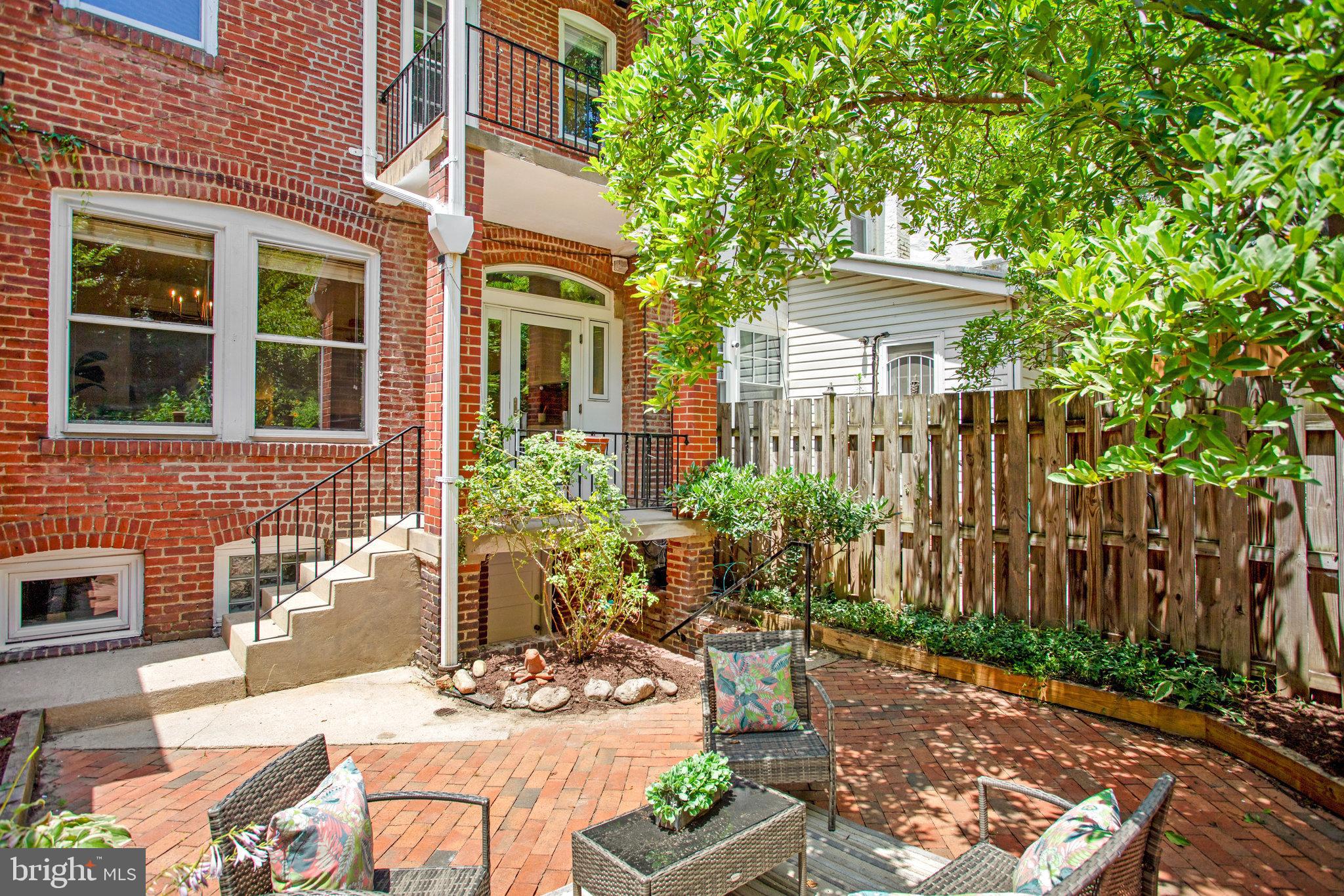 3105 17th St NW
