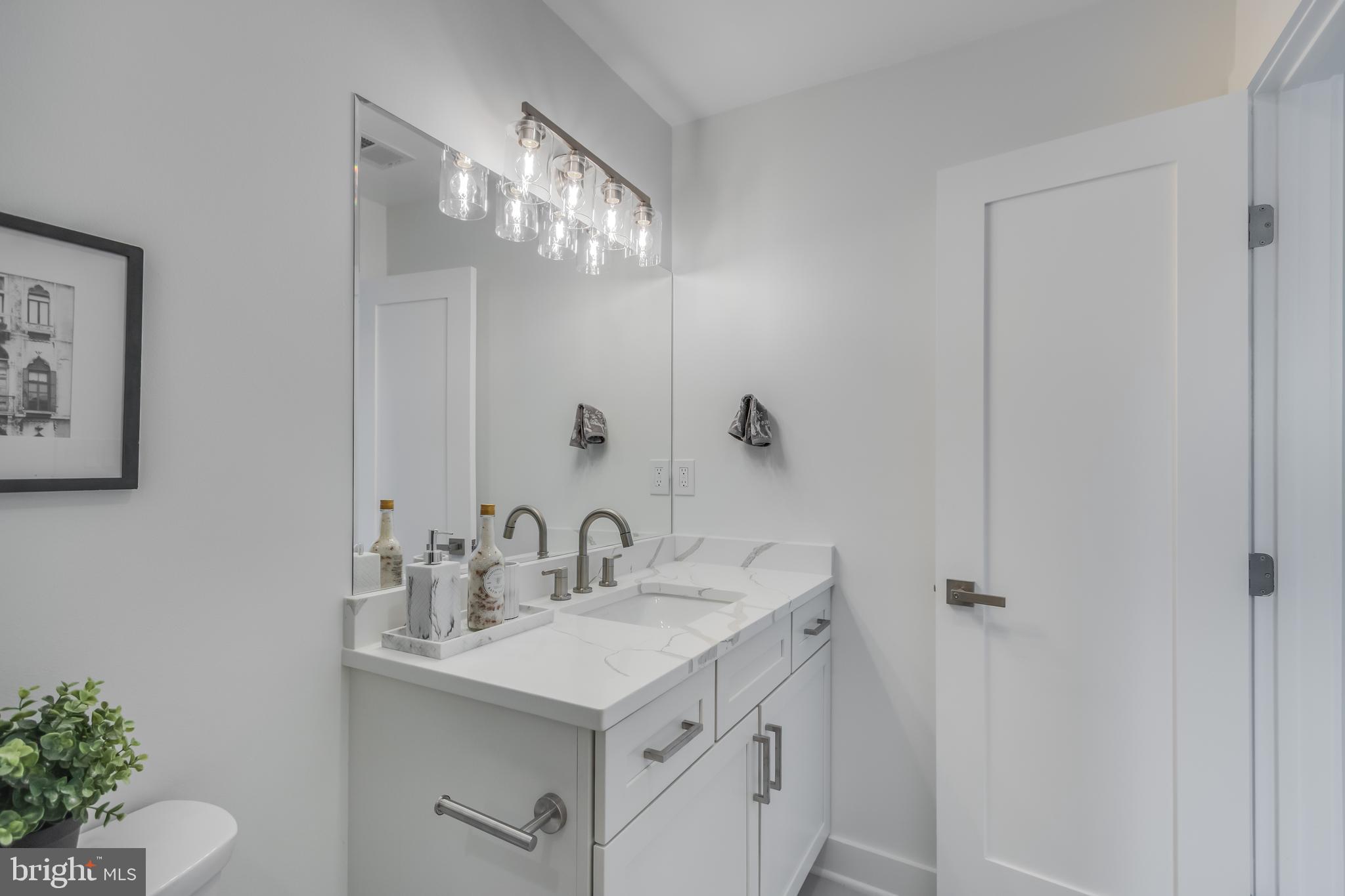 527 QUINTANA PLACE NW