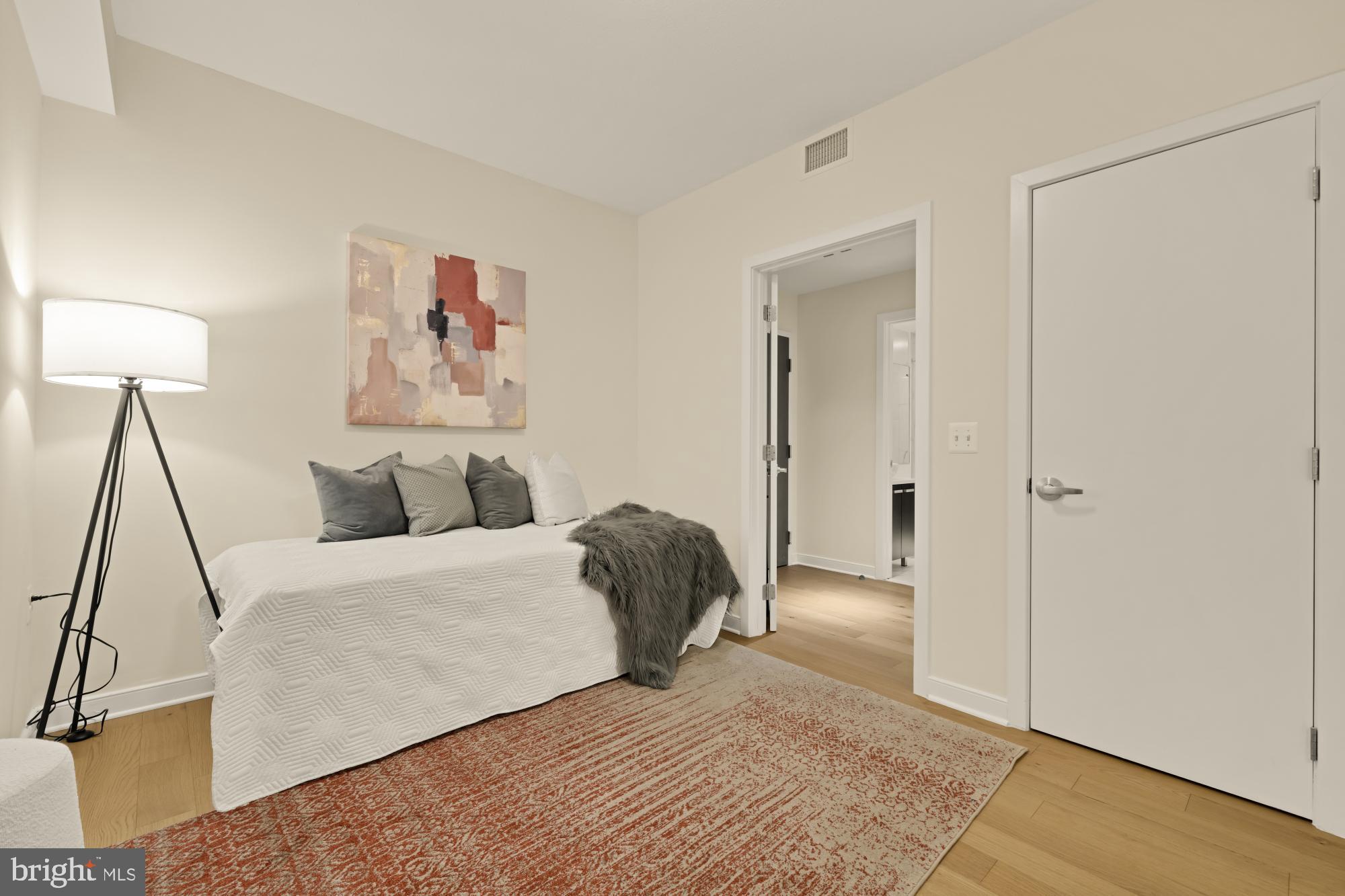 1010 MASSACHUSETTS AVENUE NW 207