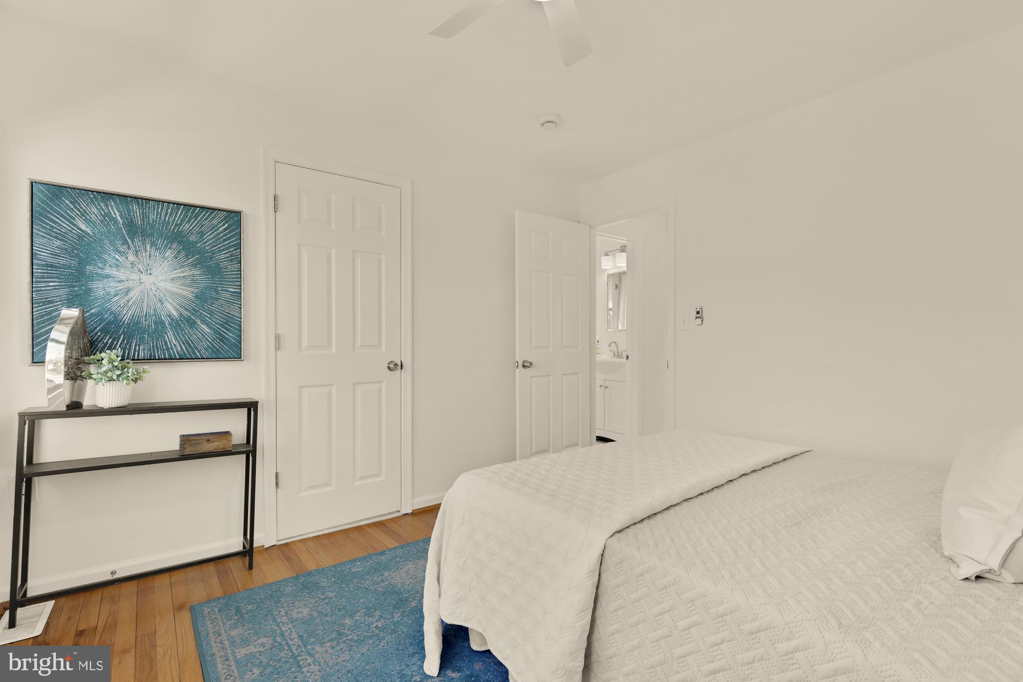 2425 PERRY STREET NE