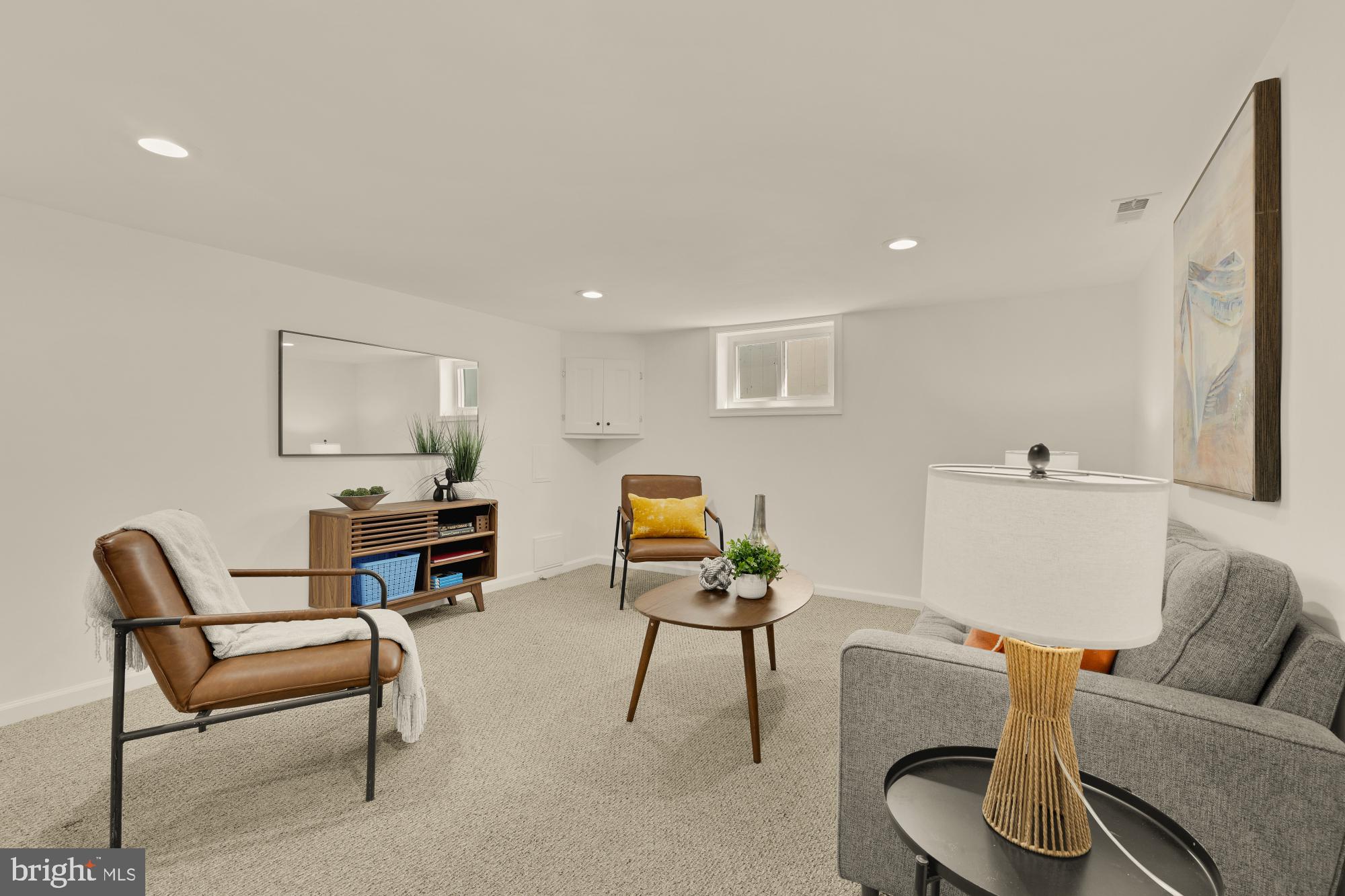 2425 PERRY STREET NE