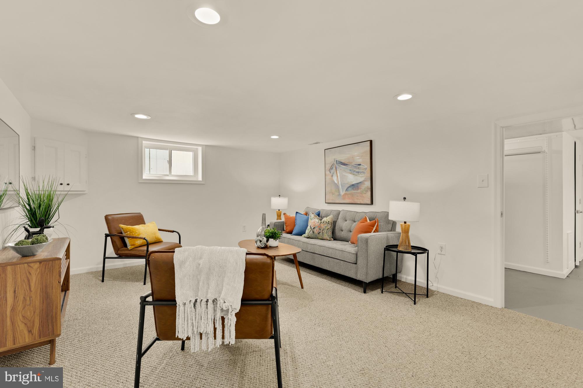 2425 PERRY STREET NE