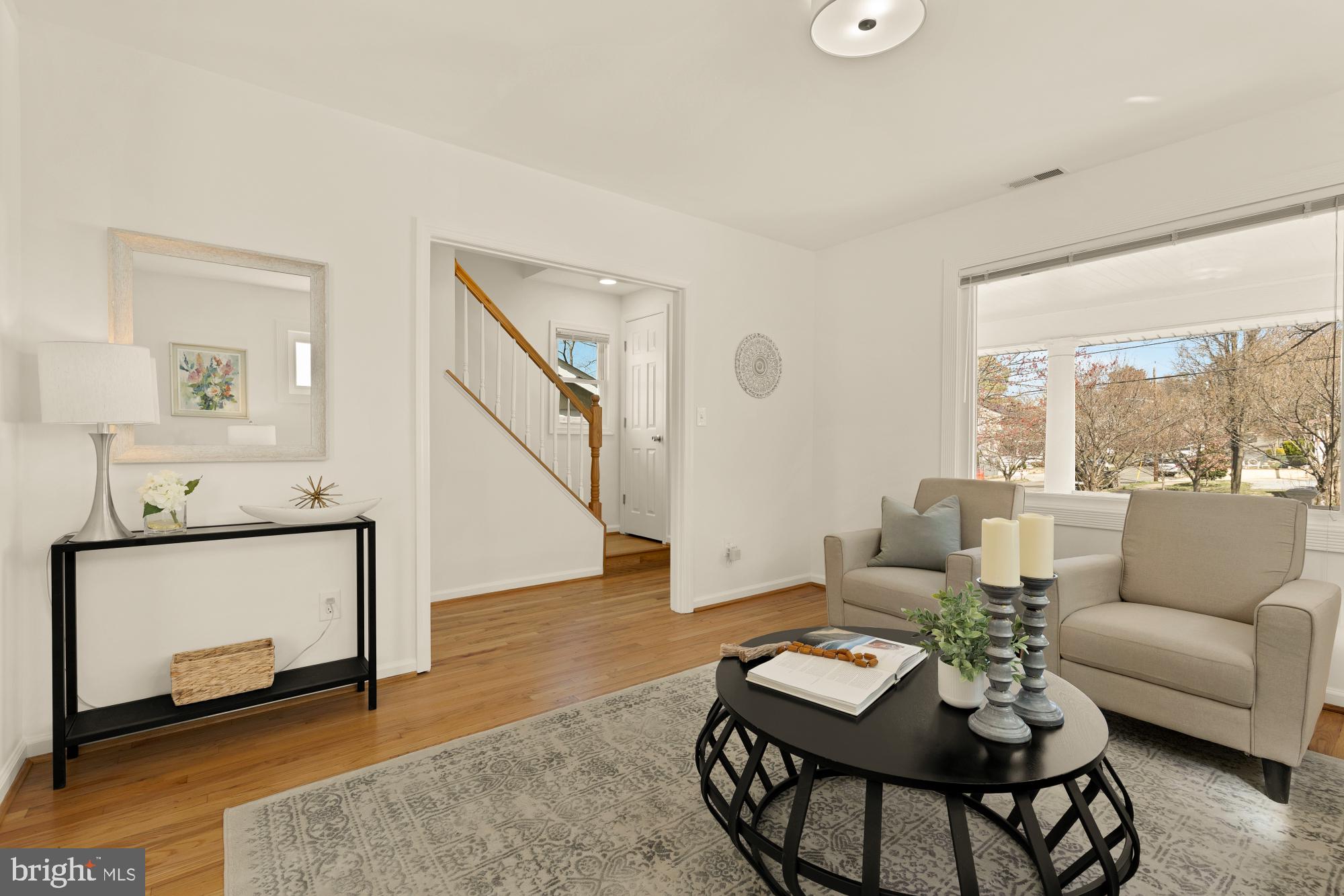 2425 PERRY STREET NE