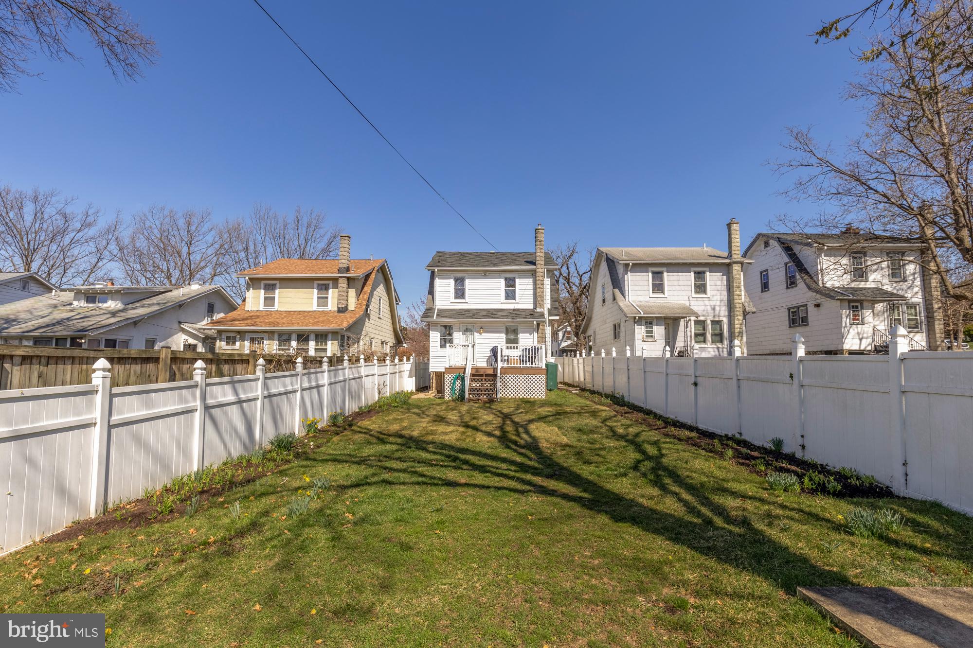 2425 PERRY STREET NE