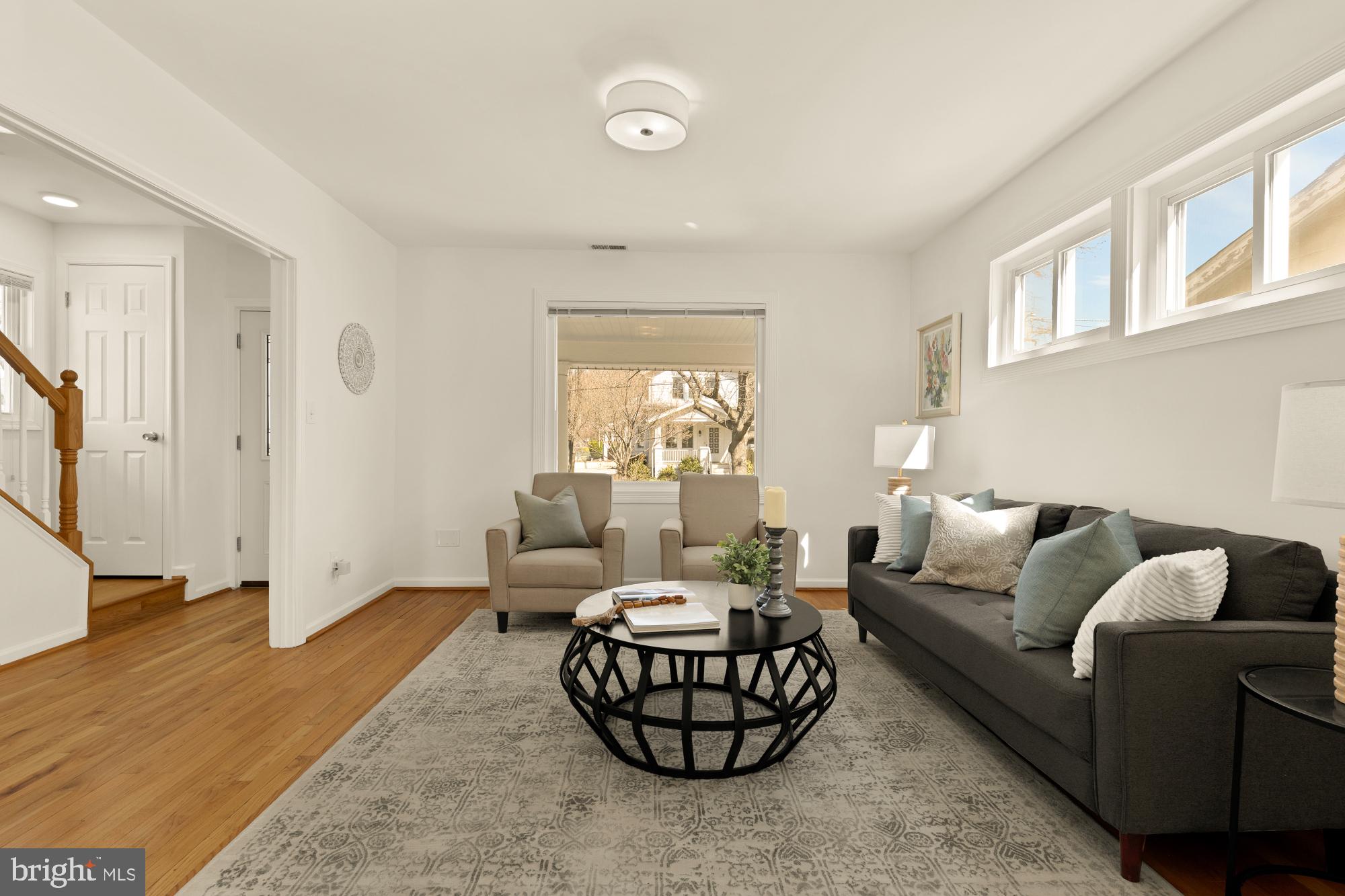 2425 PERRY STREET NE