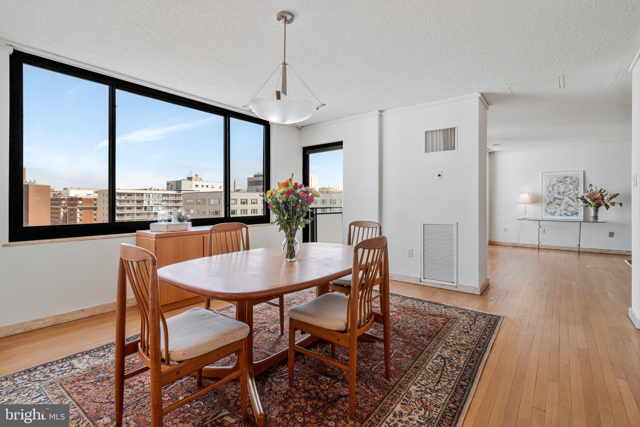 800 25TH STREET NW 1002