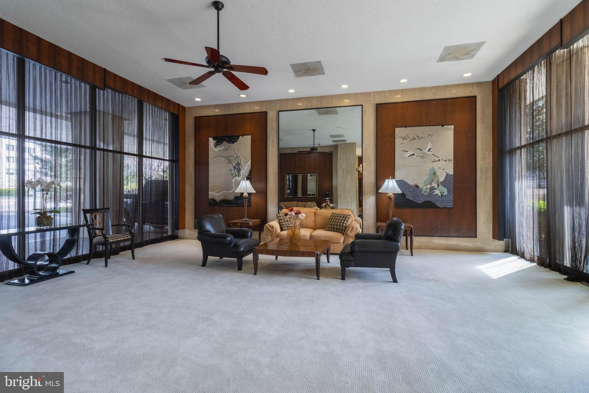 800 25TH STREET NW 1002