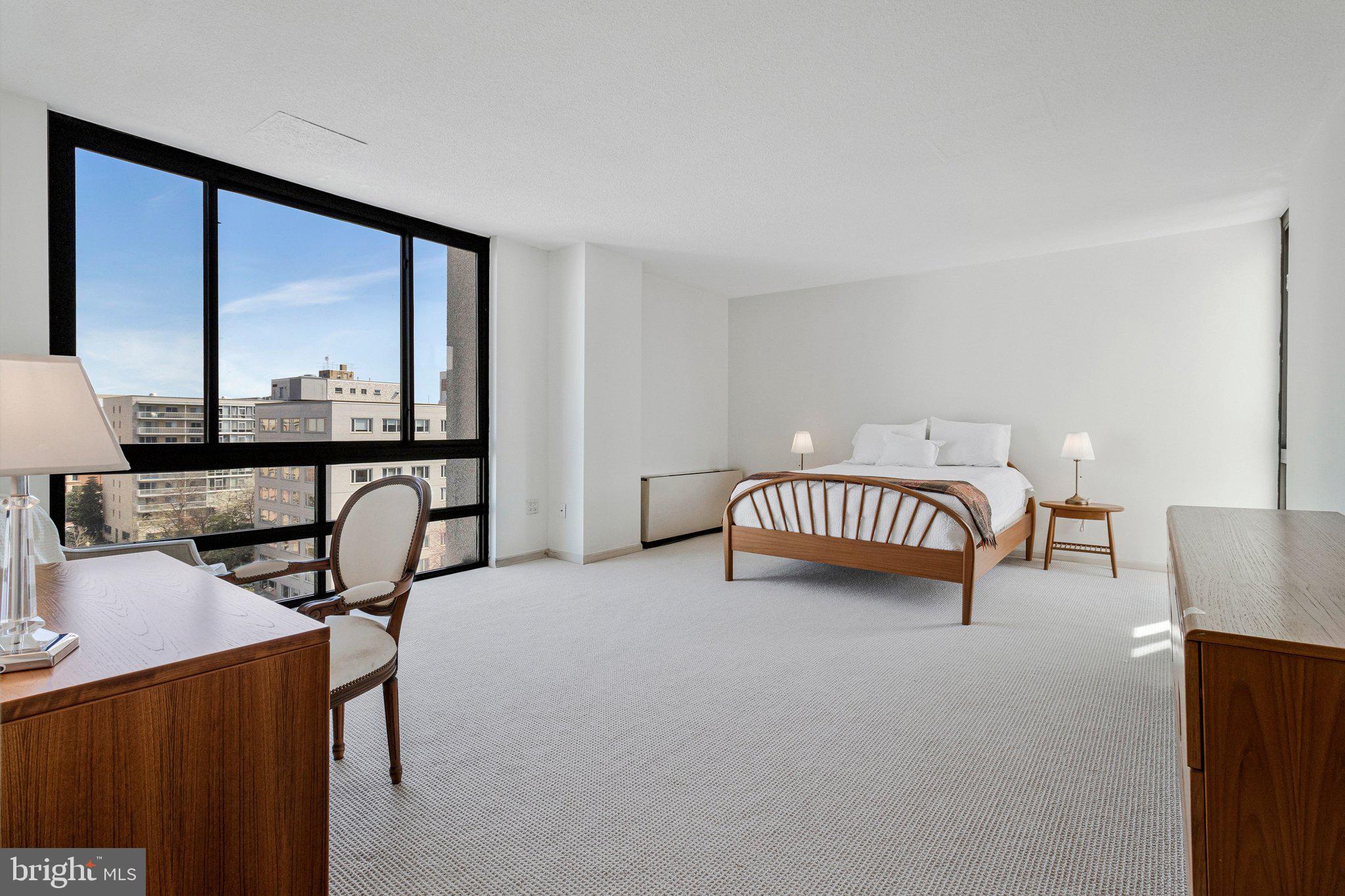 800 25TH STREET NW 1002