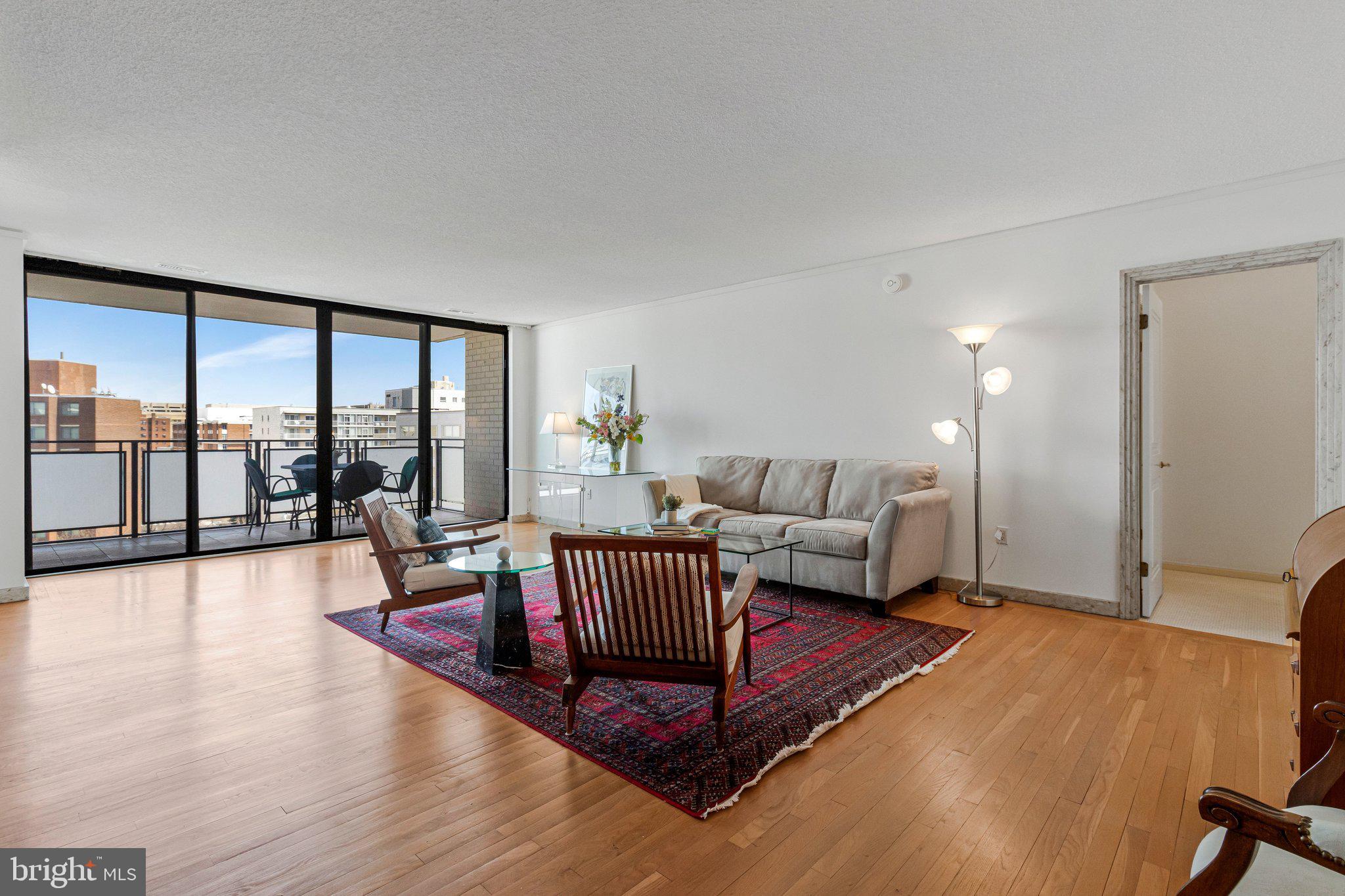 800 25TH STREET NW 1002