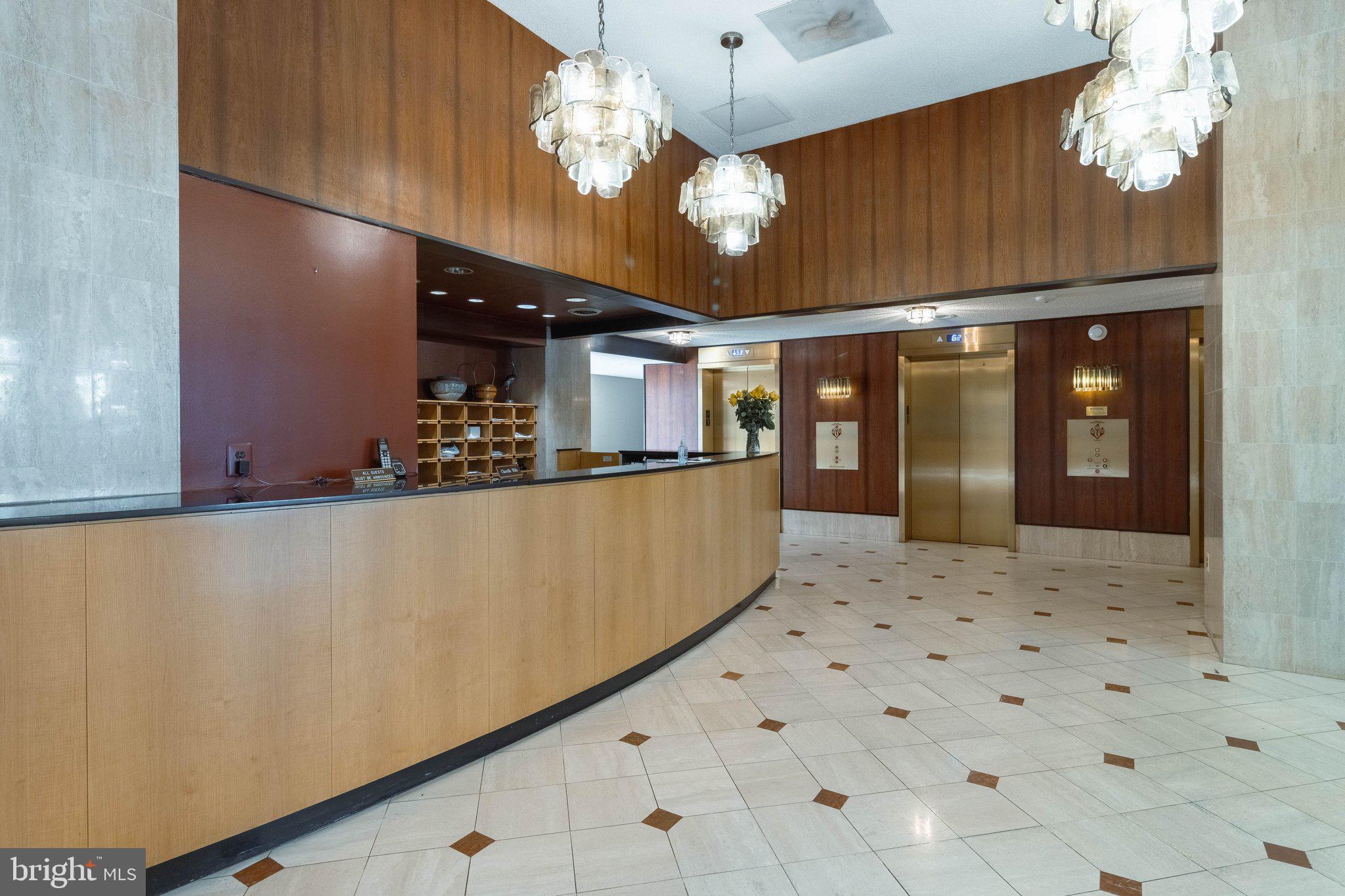 800 25TH STREET NW 1002