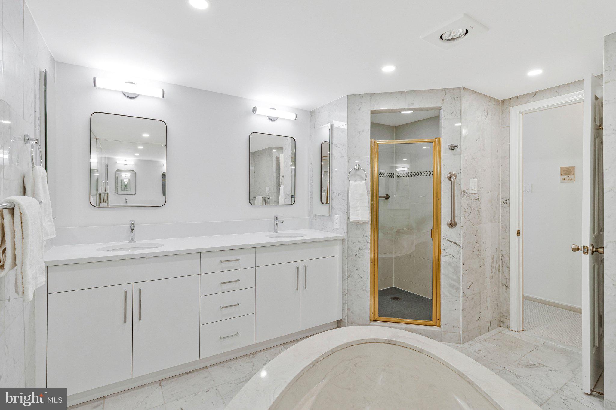 800 25TH STREET NW 1002