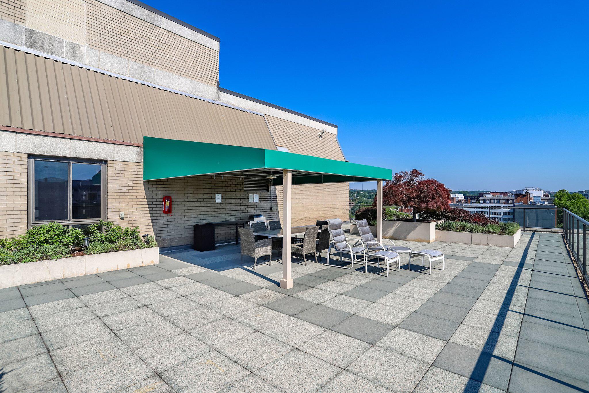 800 25TH STREET NW 1002