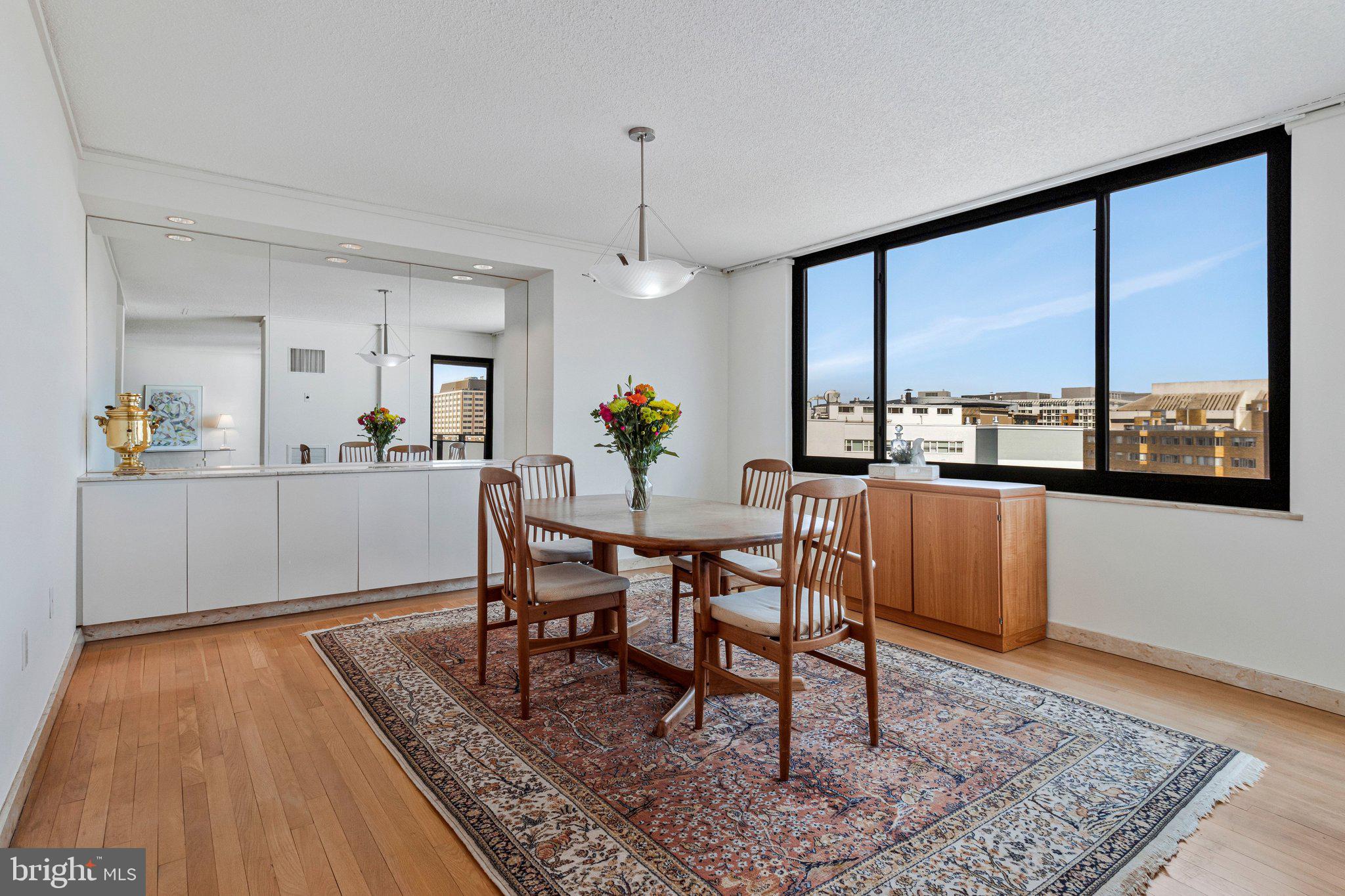 800 25TH STREET NW 1002