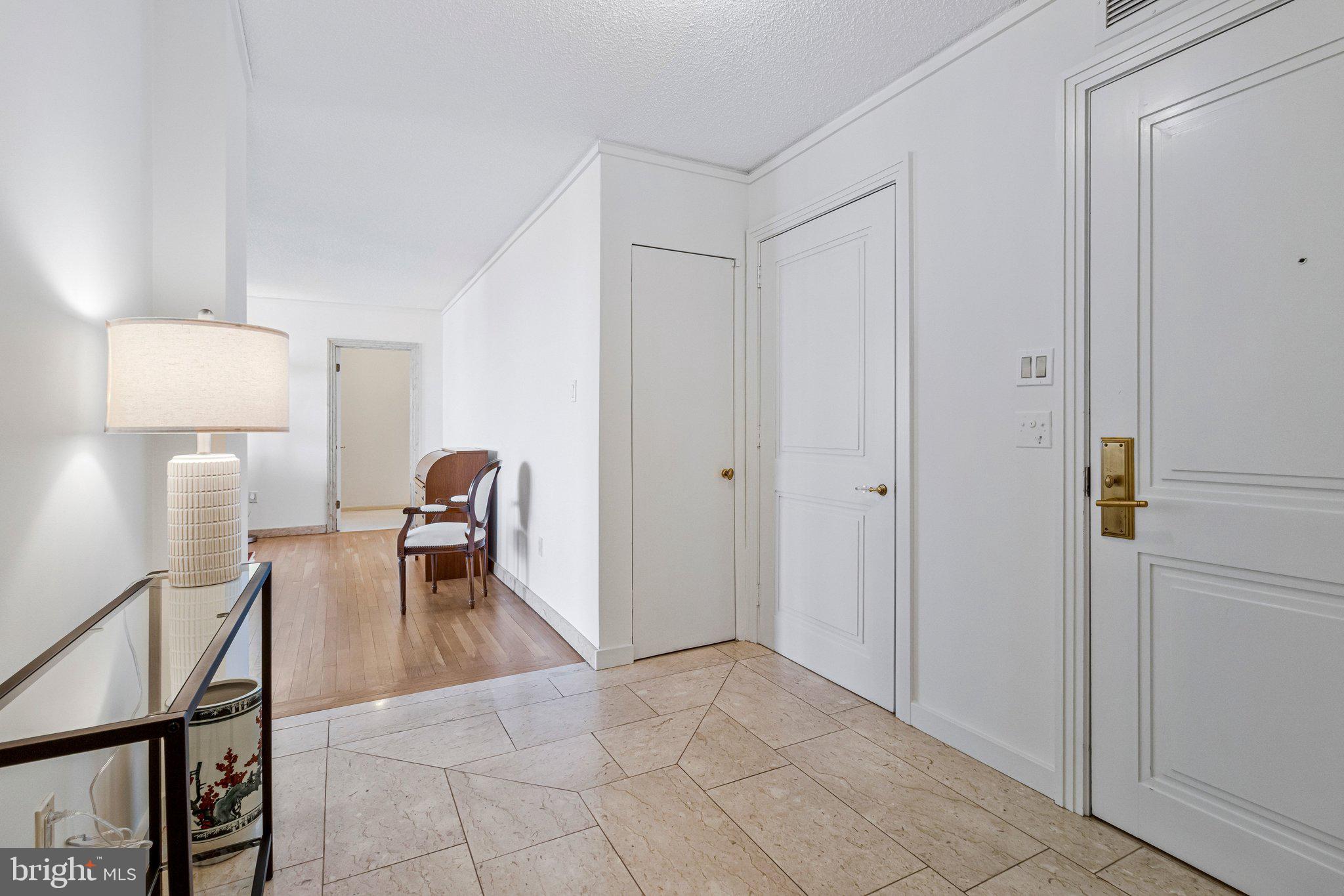 800 25TH STREET NW 1002