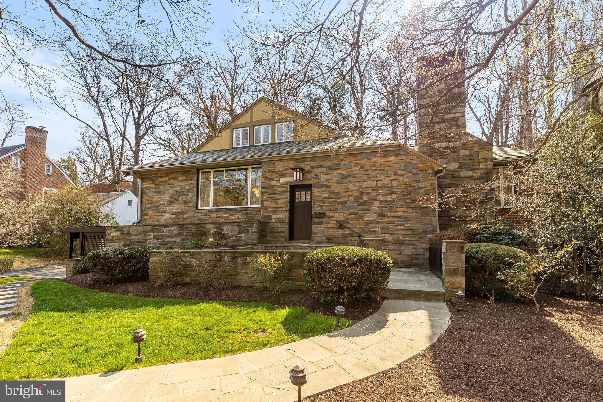 4335 BLAGDEN AVENUE NW