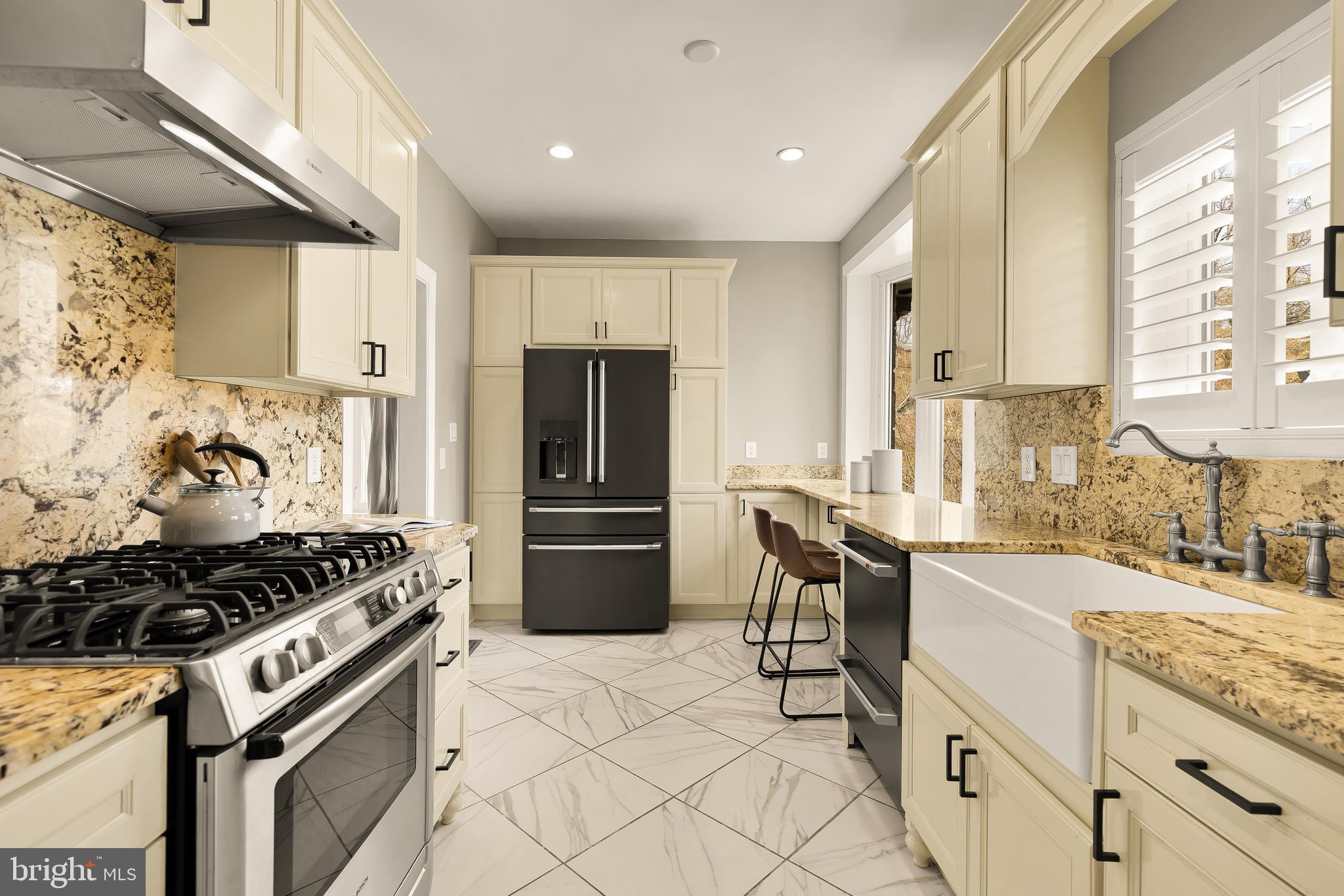 4335 BLAGDEN AVENUE NW