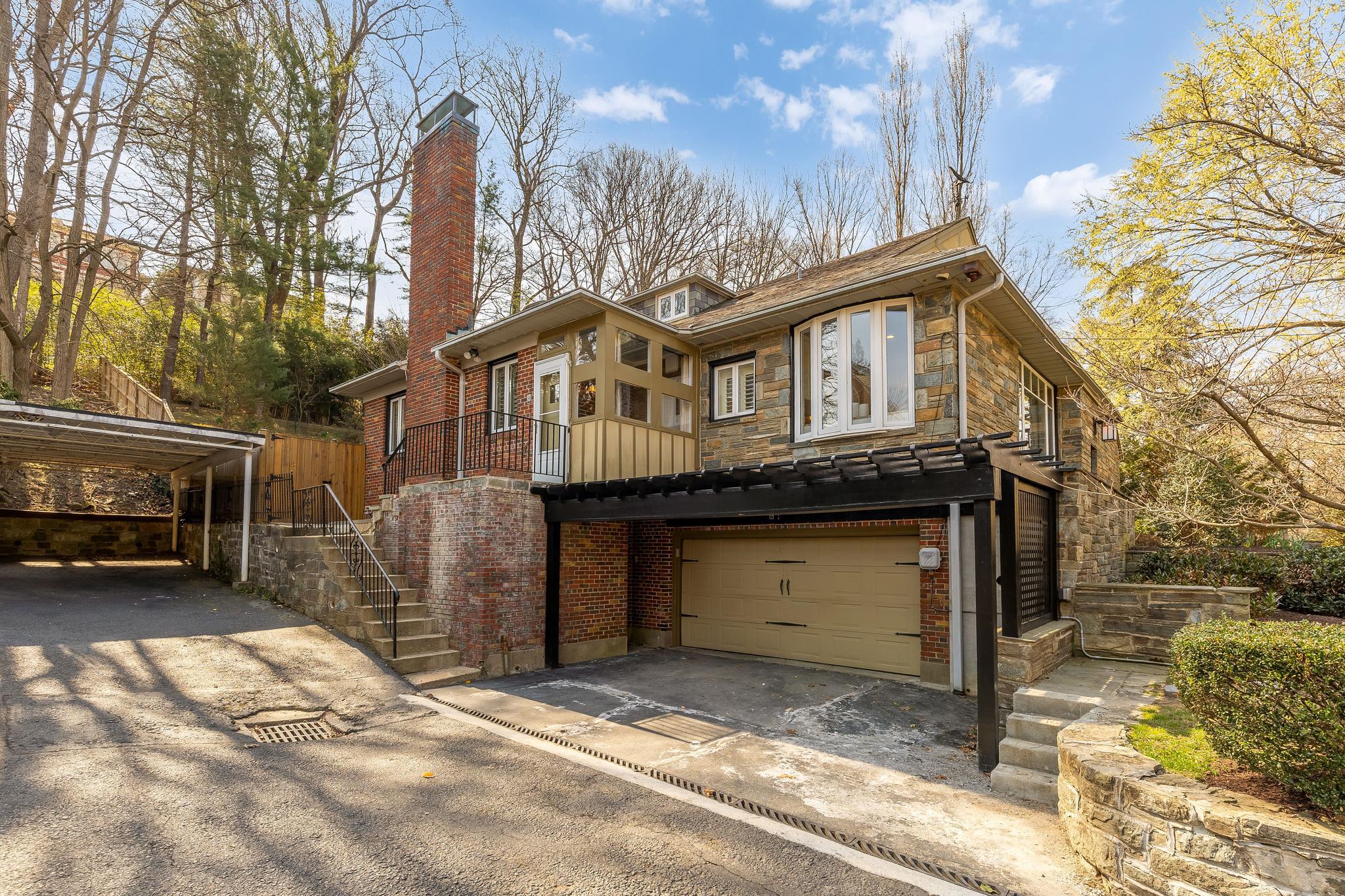 4335 BLAGDEN AVENUE NW