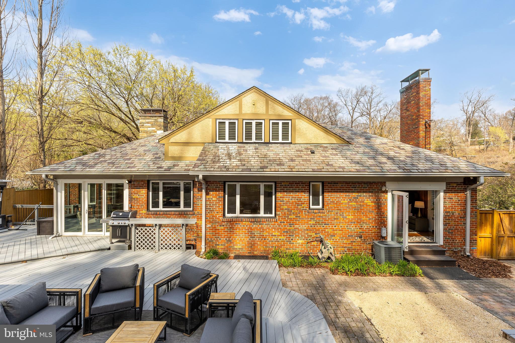 4335 BLAGDEN AVENUE NW