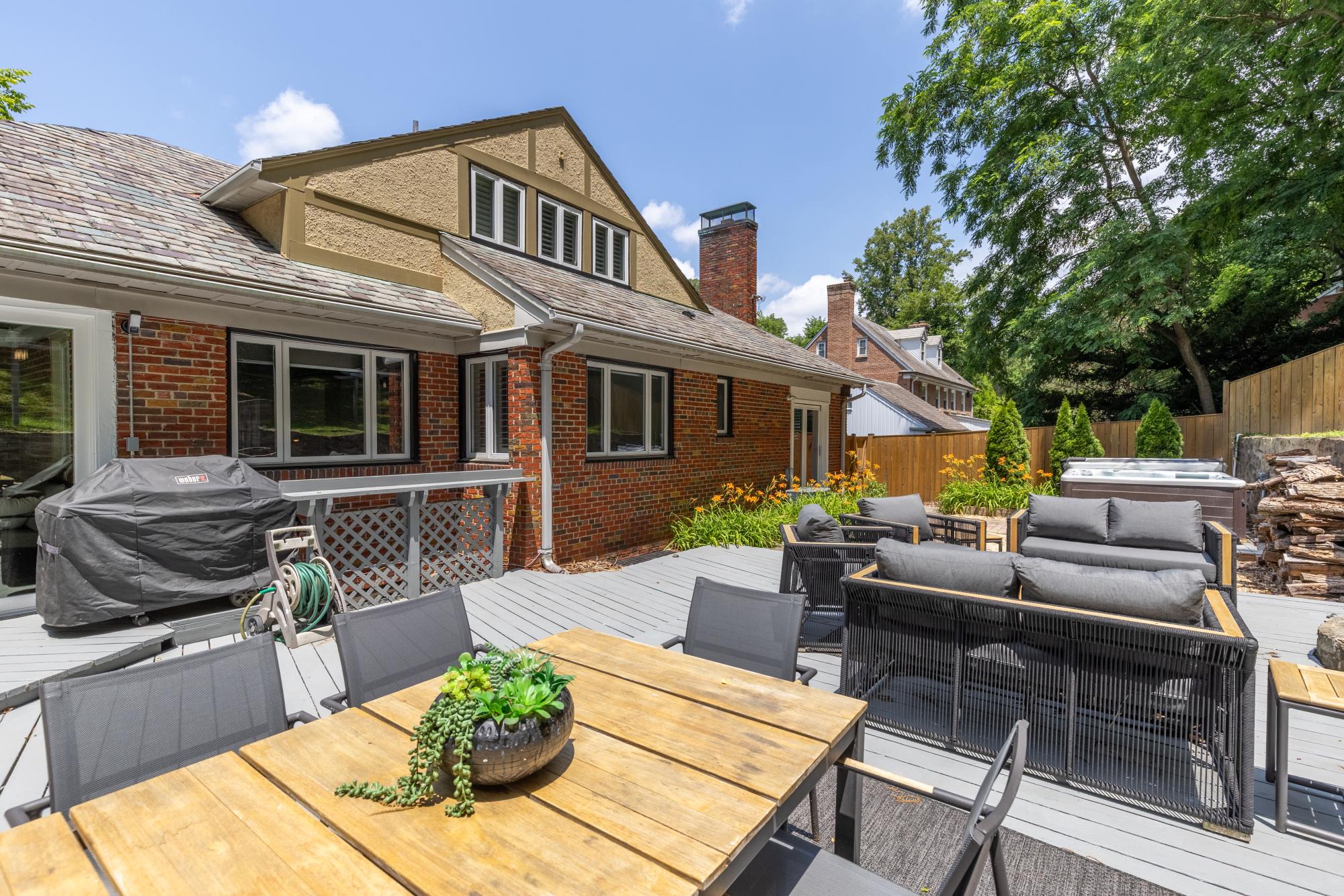 4335 BLAGDEN AVENUE NW