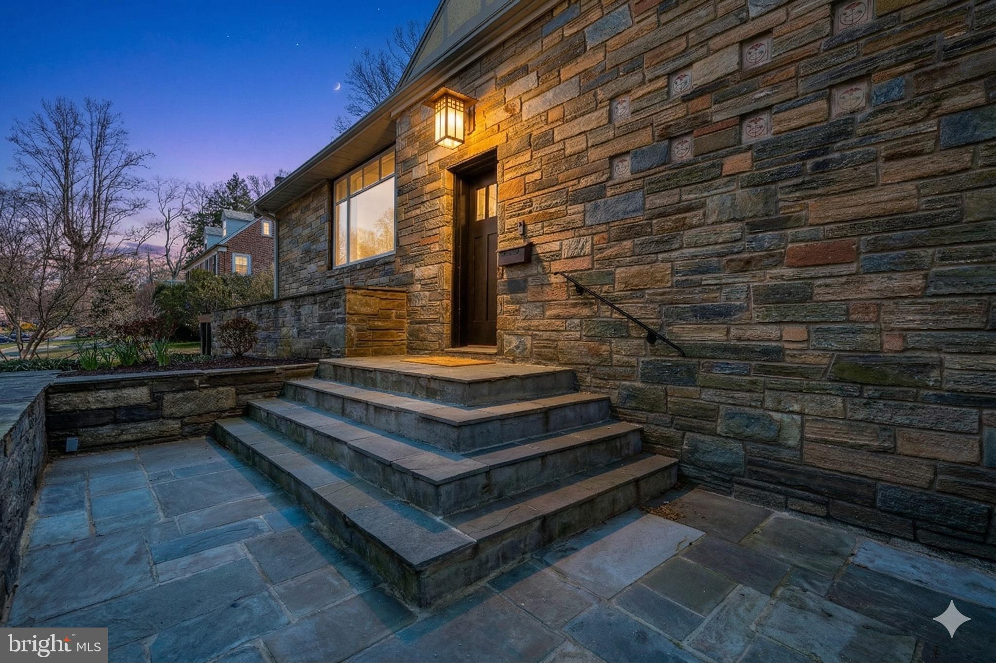 4335 BLAGDEN AVENUE NW