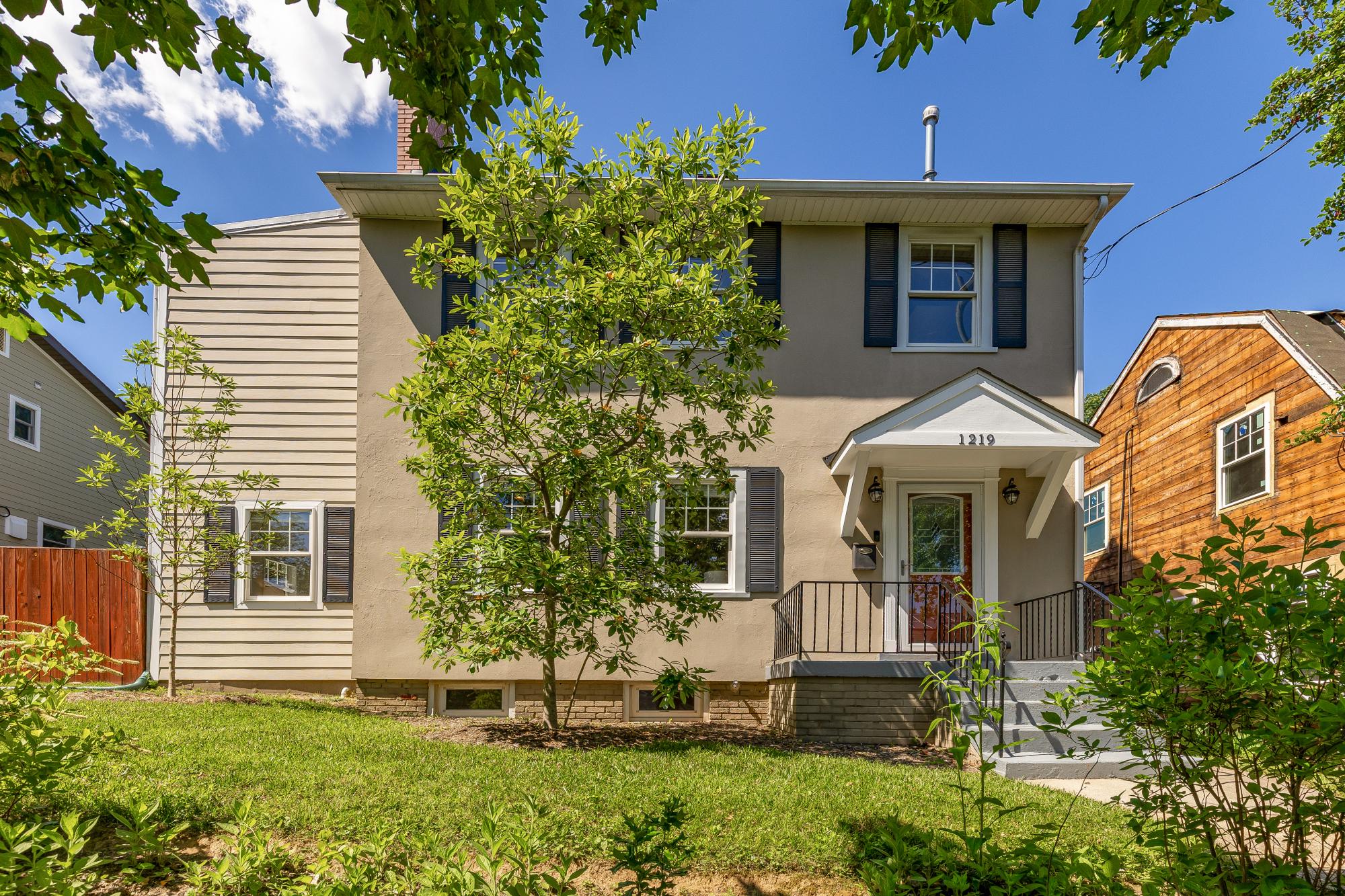 1219 FLORAL STREET NW