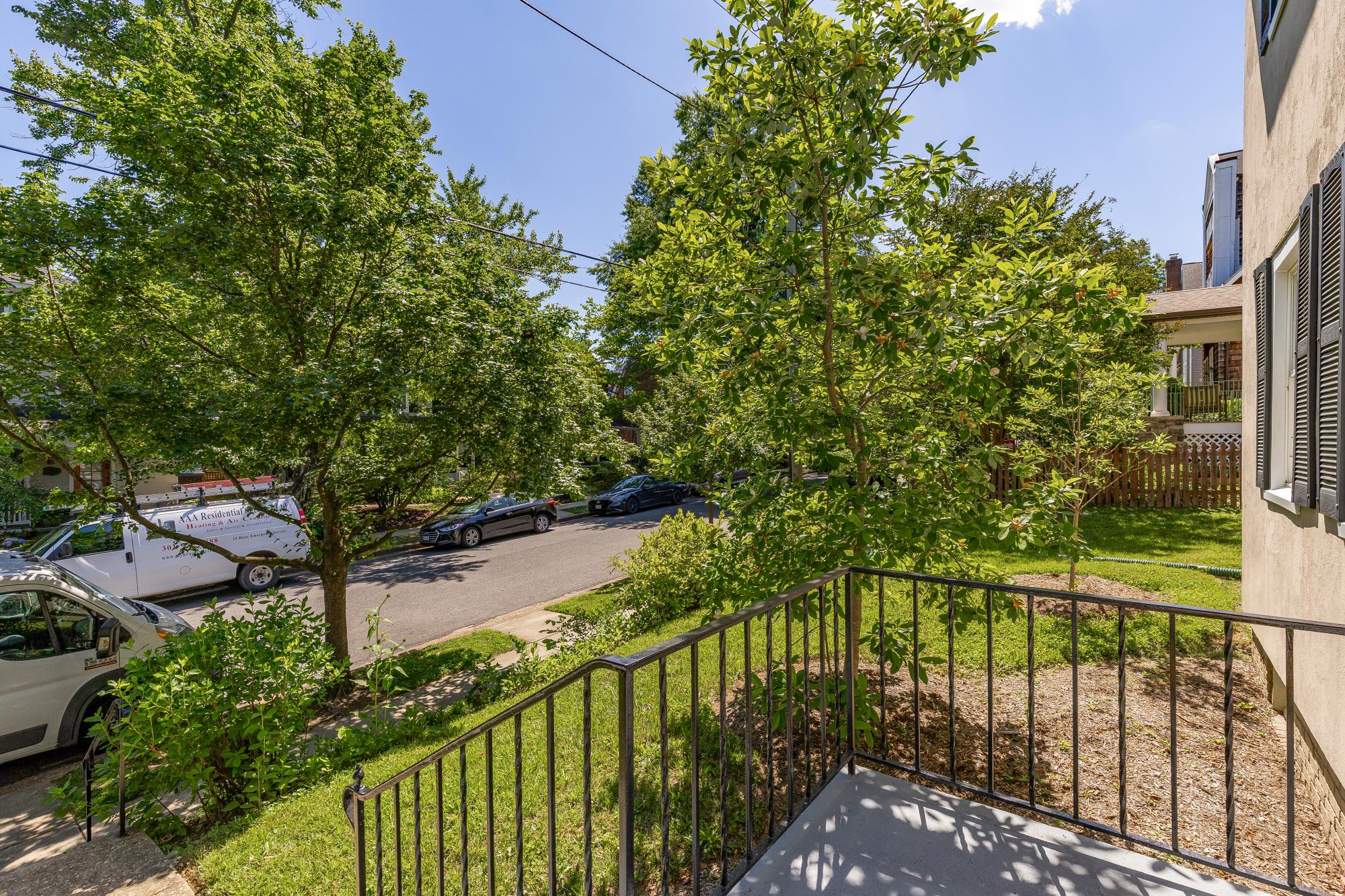 1219 FLORAL STREET NW