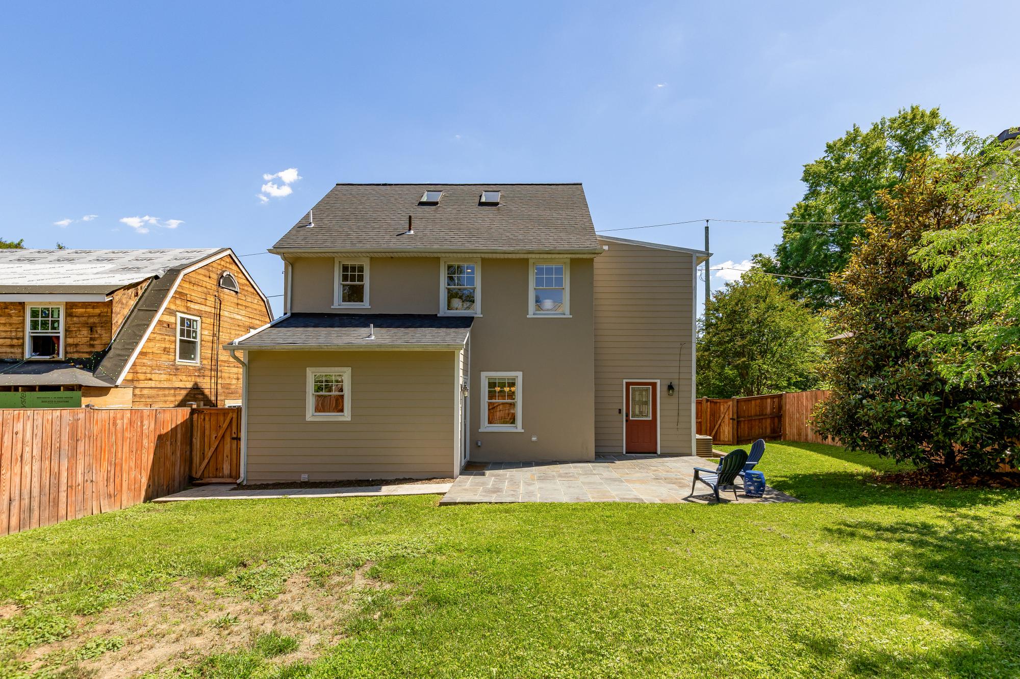 1219 FLORAL STREET NW